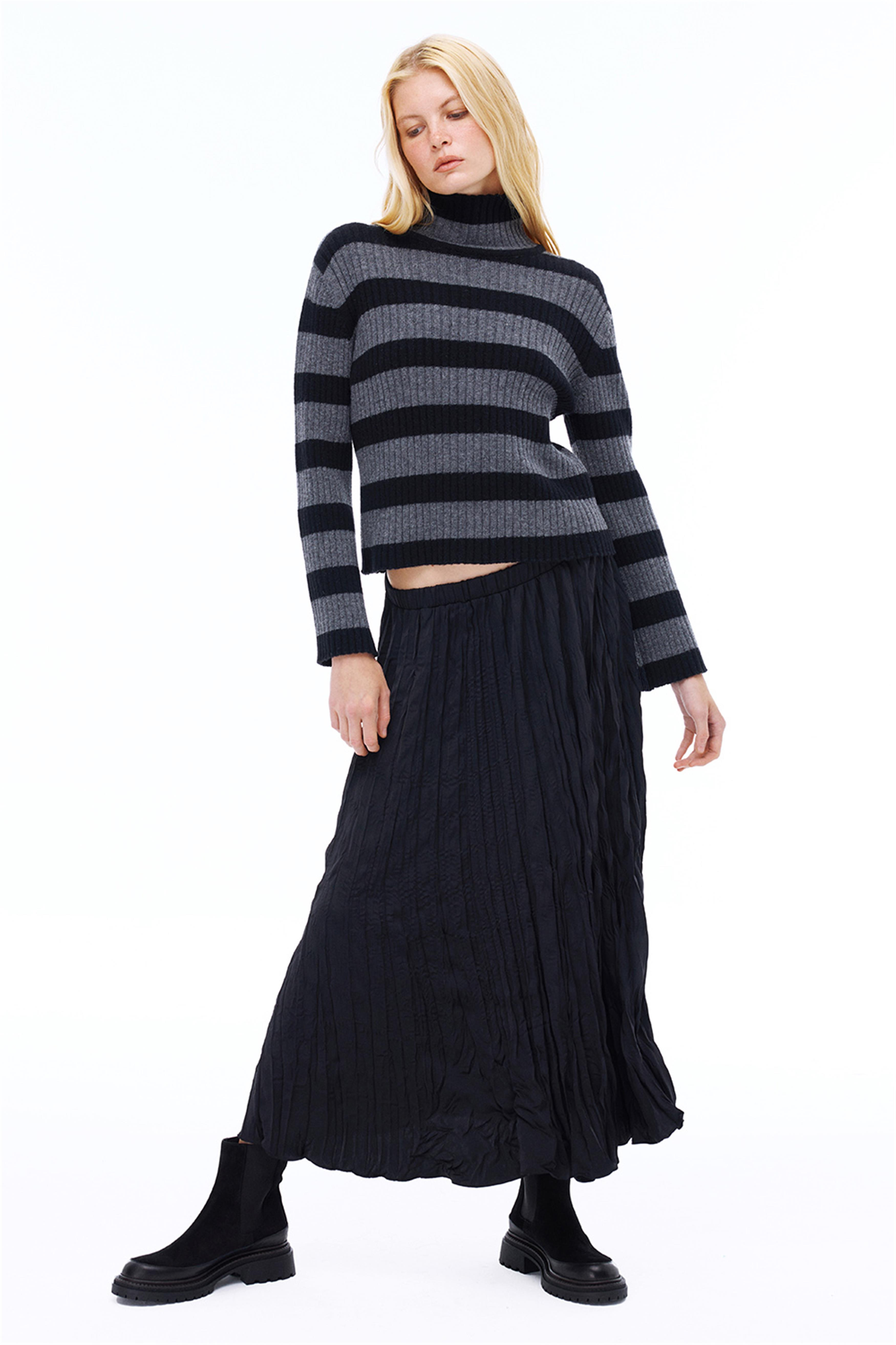 Siyah Yüksek Bel Midi Etek