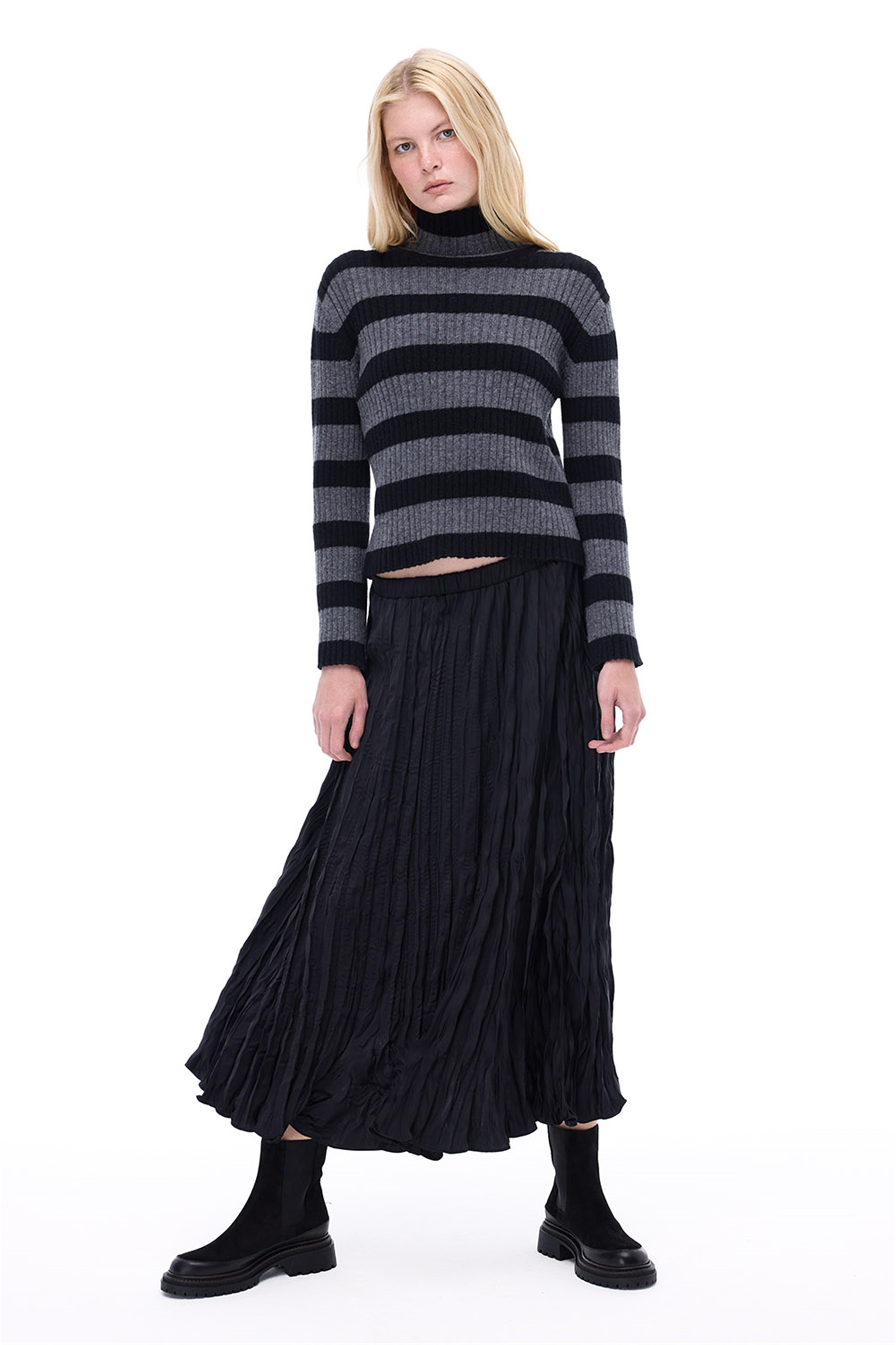 Siyah Yüksek Bel Midi Etek