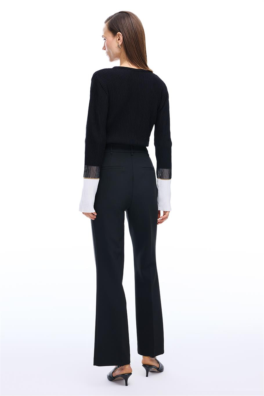 Siyah Yüksek Bel Slim Fit Dar Paça Pantolon