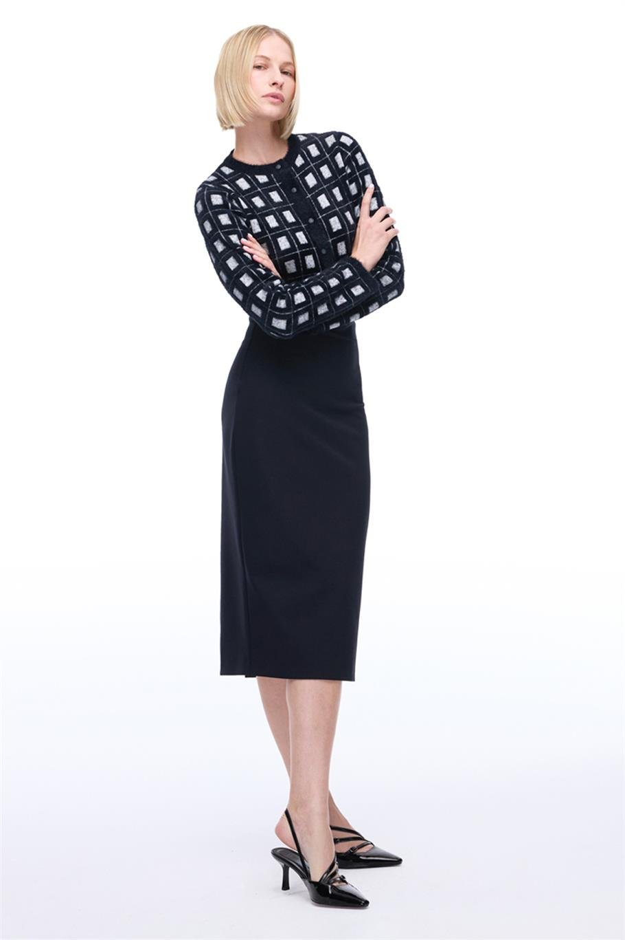 Siyah Yüksek Bel Slim Fit Diz Altı Etek