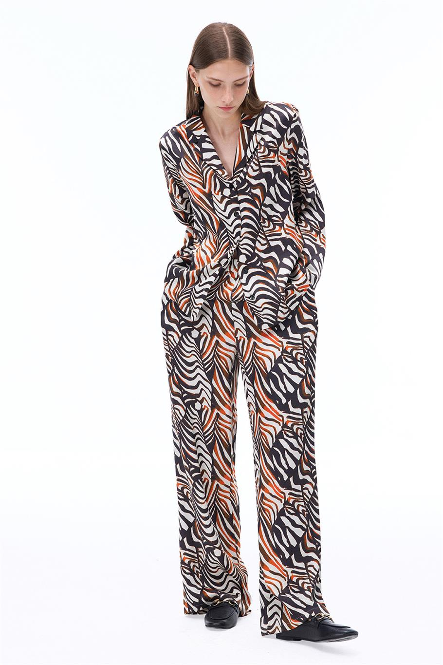 Suadade Regular Fit Takma Kol Erkek Yaka Çok Renkli Kadın Gömlek