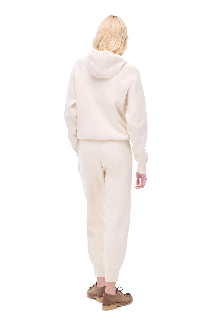 Triko Rahat Kalıp Bilek Boy Ekru Pantolon