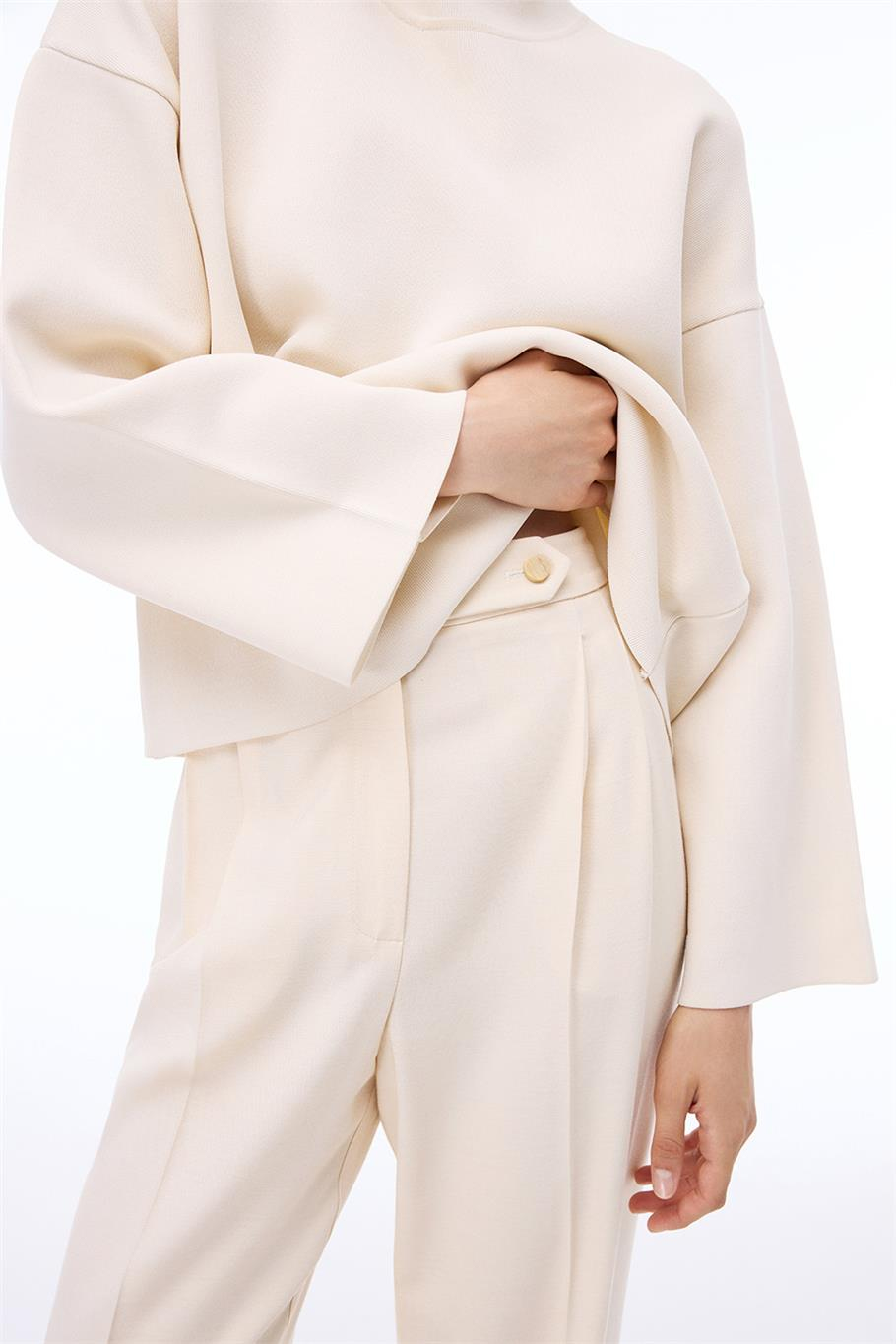 Triko Regular Fit Standart Boy Düşük Kollu Dik Yaka Ekru Kazak