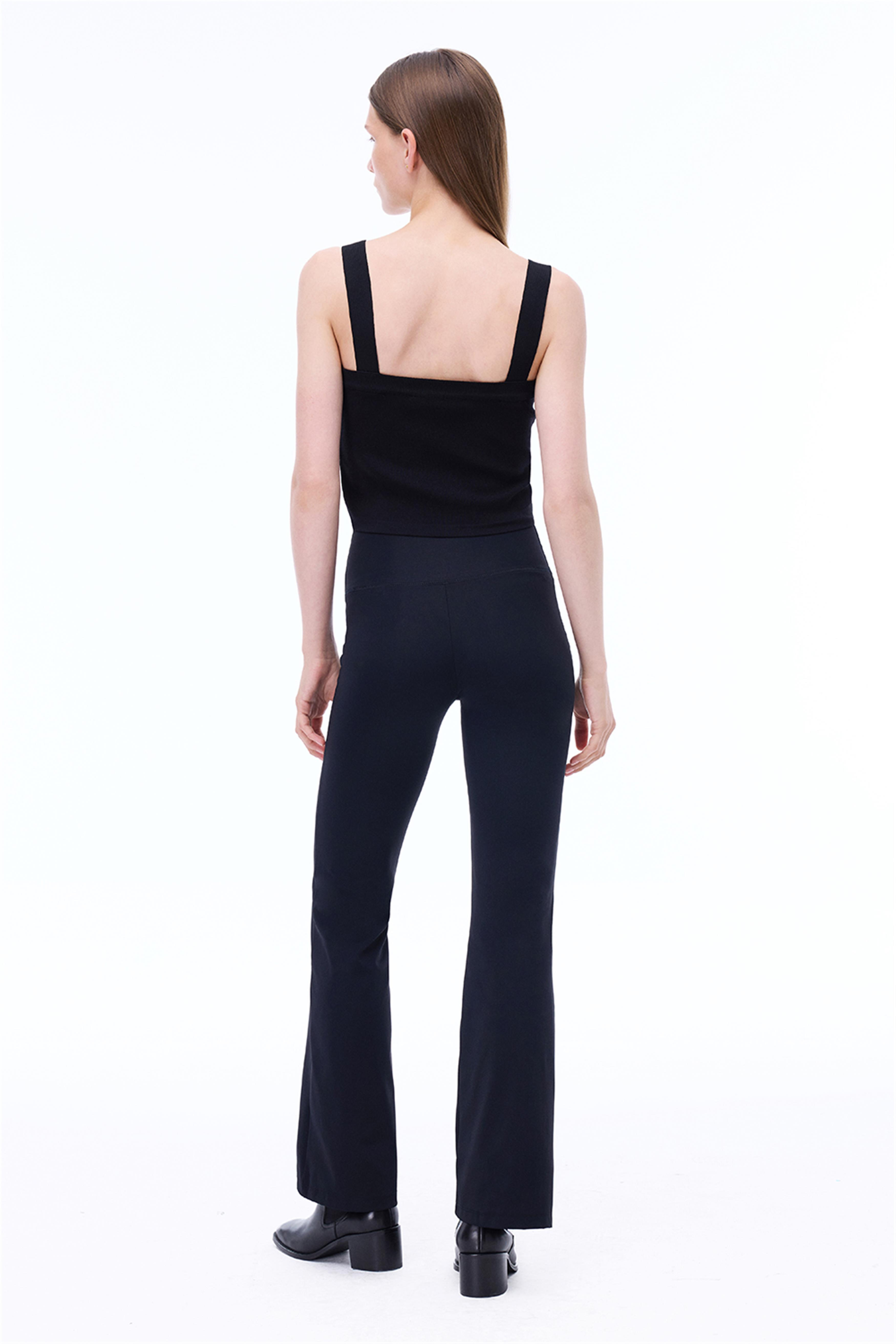 Triko Skinny Fit Crop Boy Askılı Kare Yaka Siyah Bluz