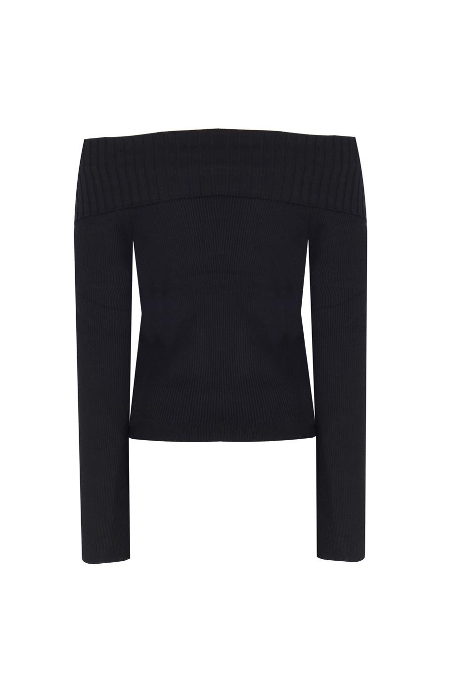 Triko Slim Fit Standart Boy Reglan Kol Kayık Yaka Siyah Bluz