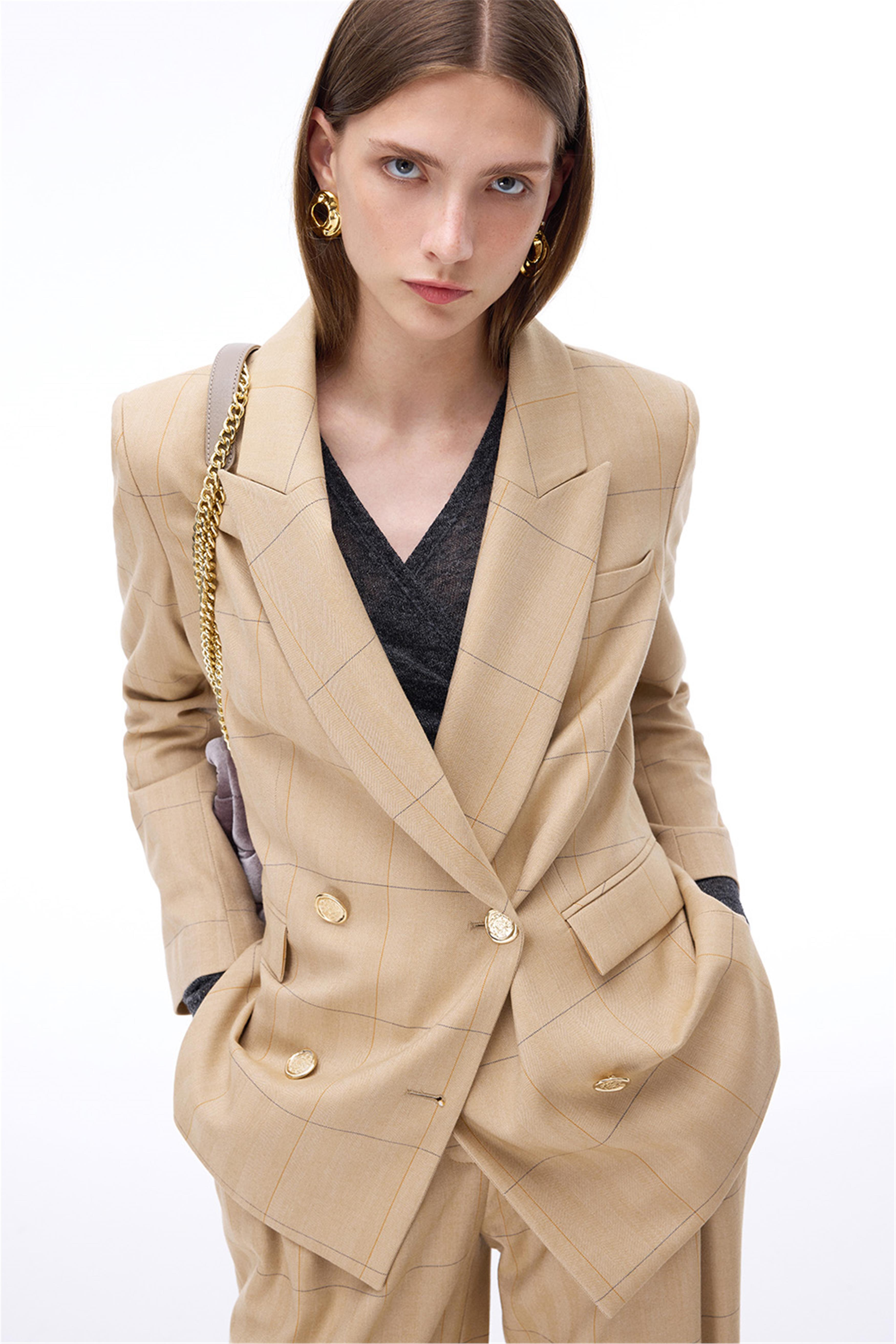 Untimely Regular Fit Balıksırtı Desenli Takma Kol Devetüyü Renk Kadın Ceket