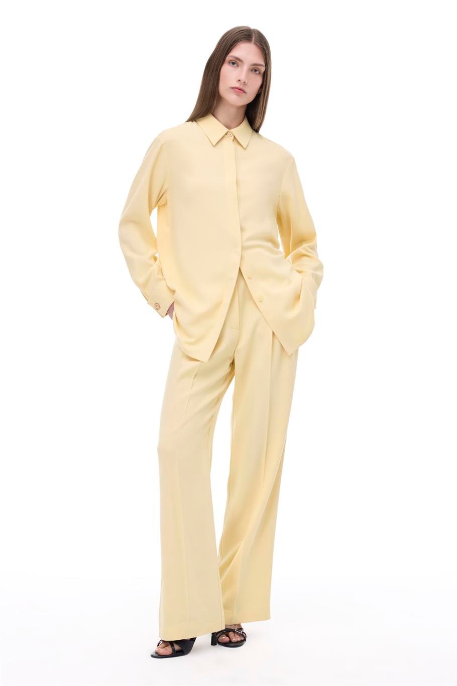 Vanilya Klasik Yaka Gömlek