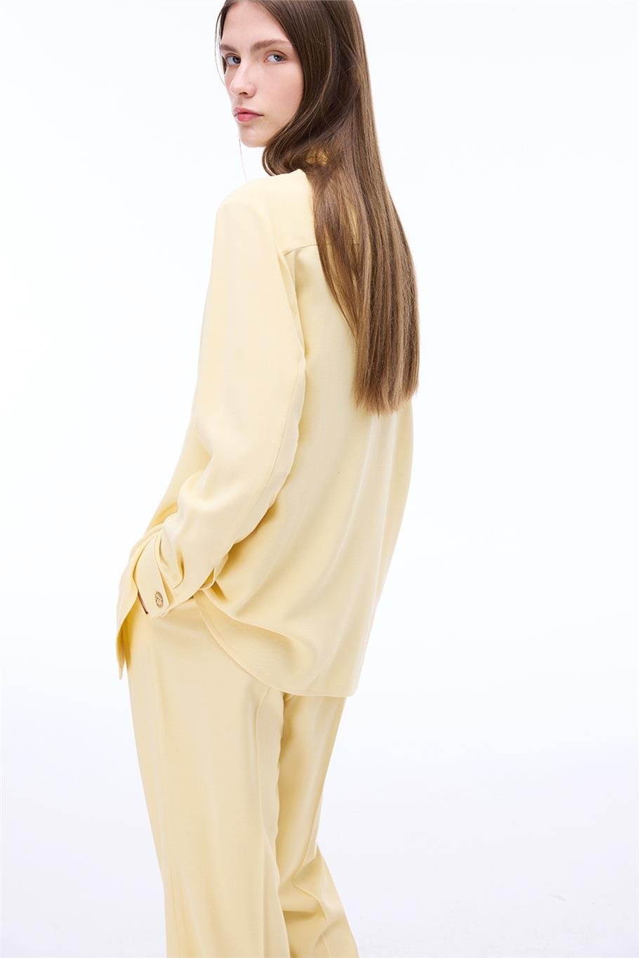 Vanilya Klasik Yaka Gömlek