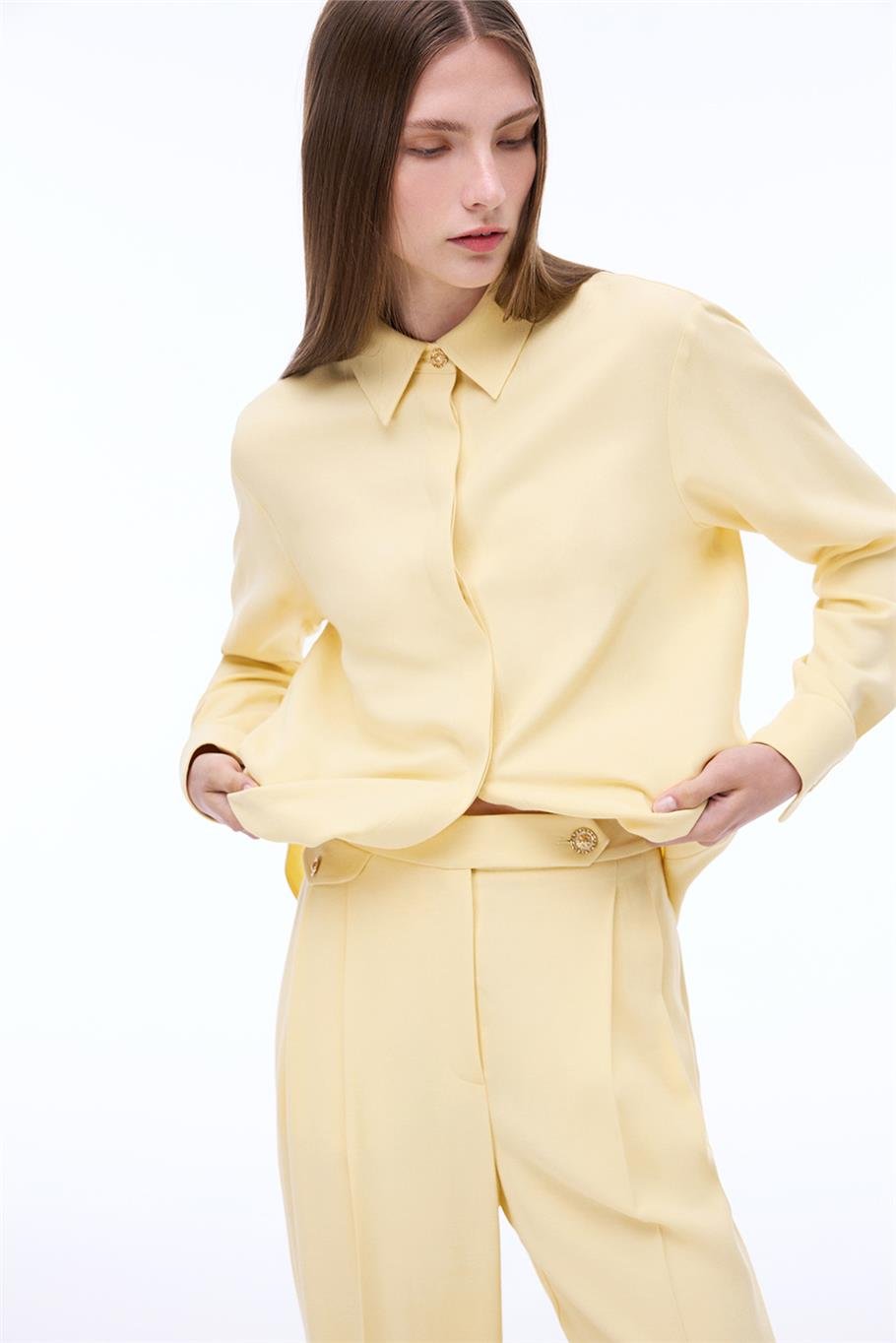 Vanilya Klasik Yaka Gömlek