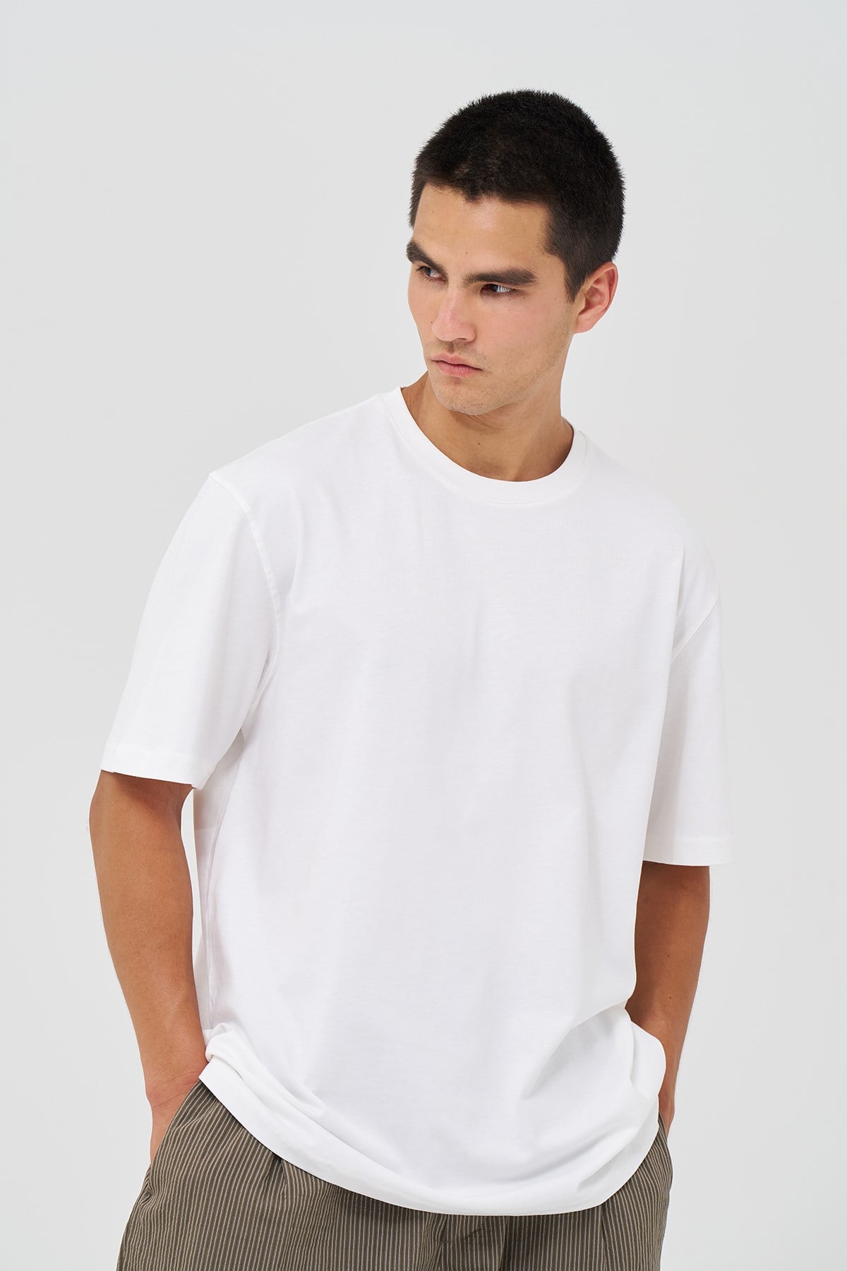 Basic Regular Fit Tişört Erkek /02 Ekru