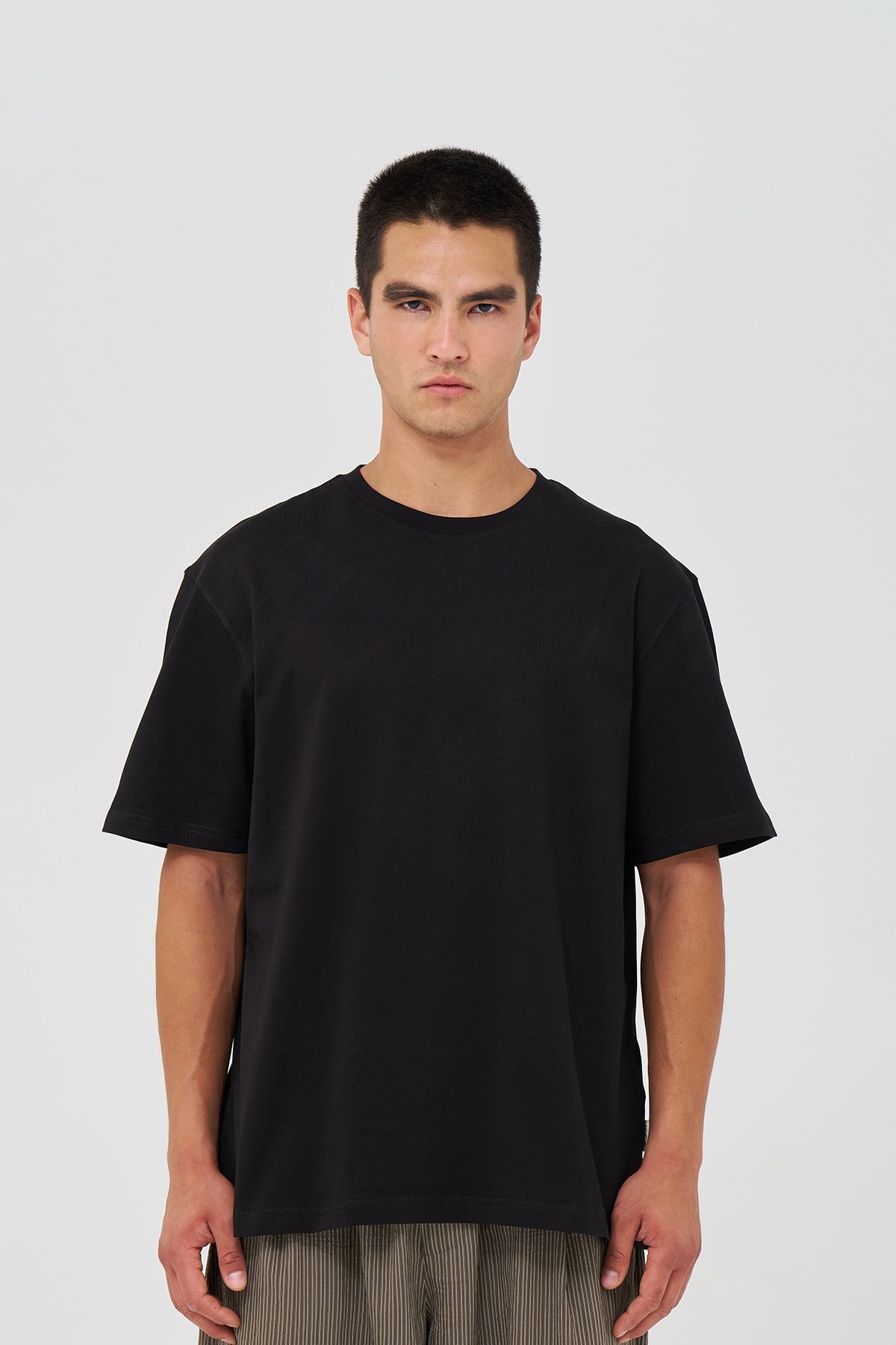 Basic Regular Fit Tişört Erkek /02 Siyah