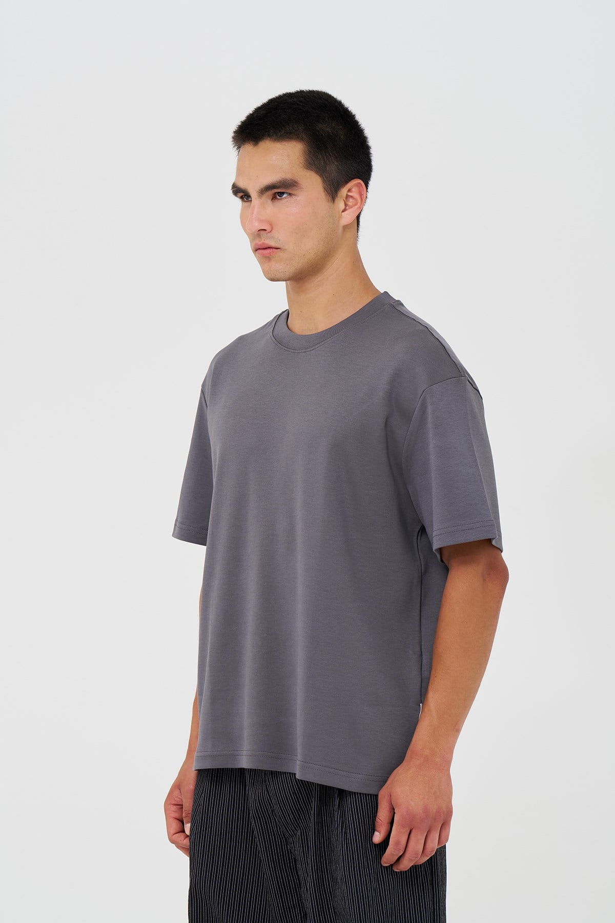 Basic Relaxed Fit Tişört Erkek /03 Füme