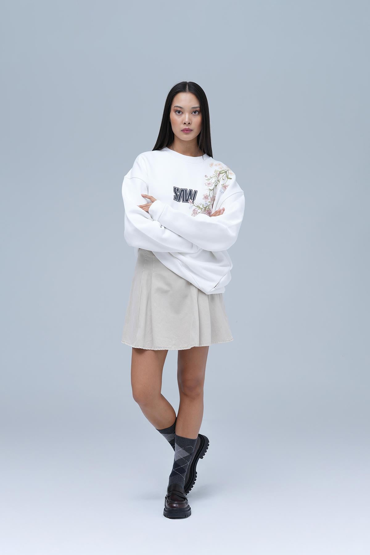 Bloom Spirit Oversize Sweatshirt Kadın Ekru