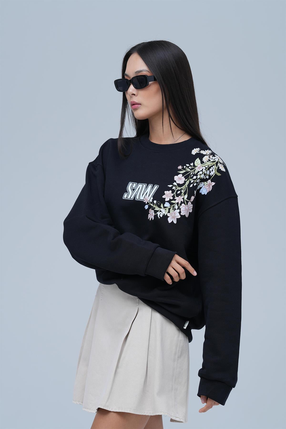 Bloom Spirit Oversize Sweatshirt Kadın Siyah