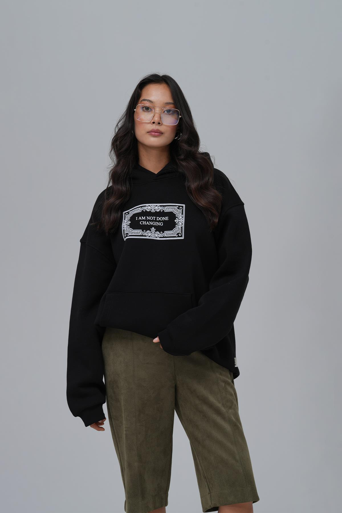 Endless Metamorphosis Oversize Sweatshirt Kadın Siyah