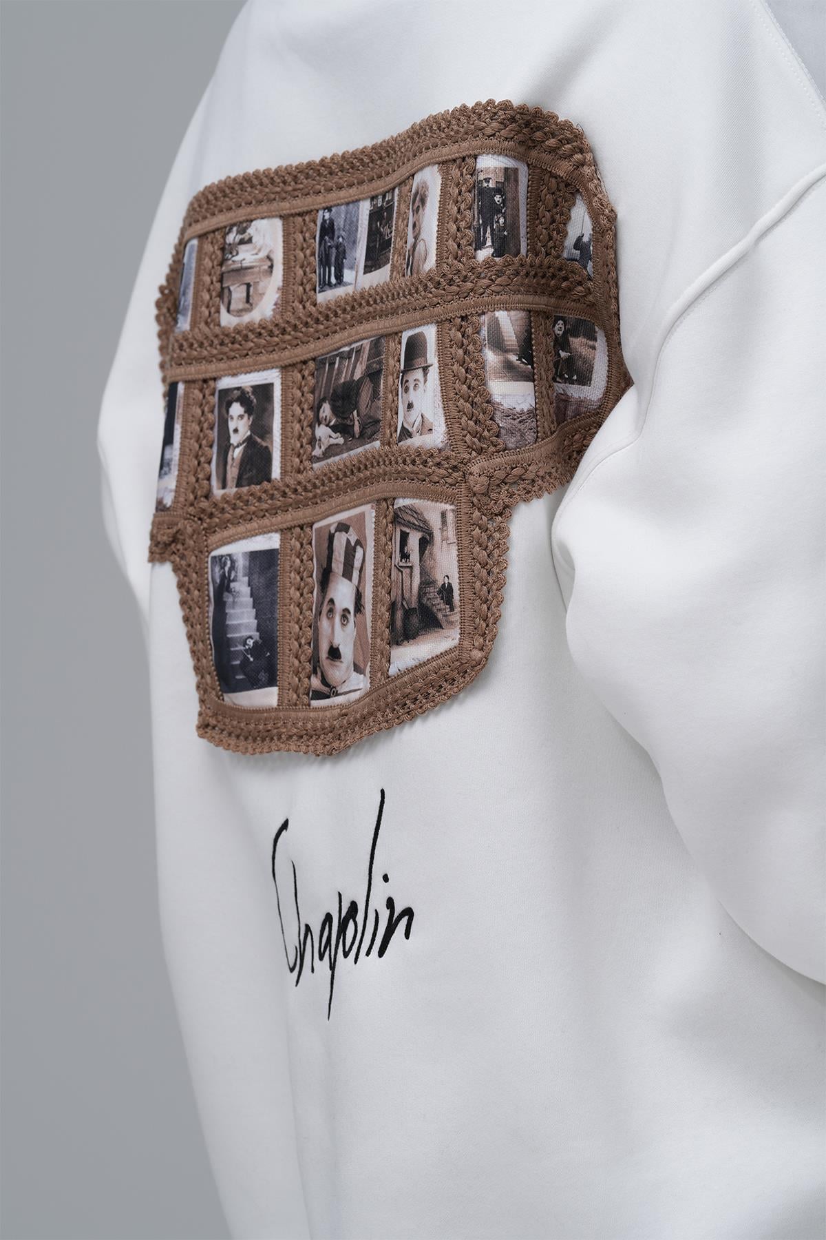 Frames of Laughter Oversize Sweatshirt Kadın Ekru