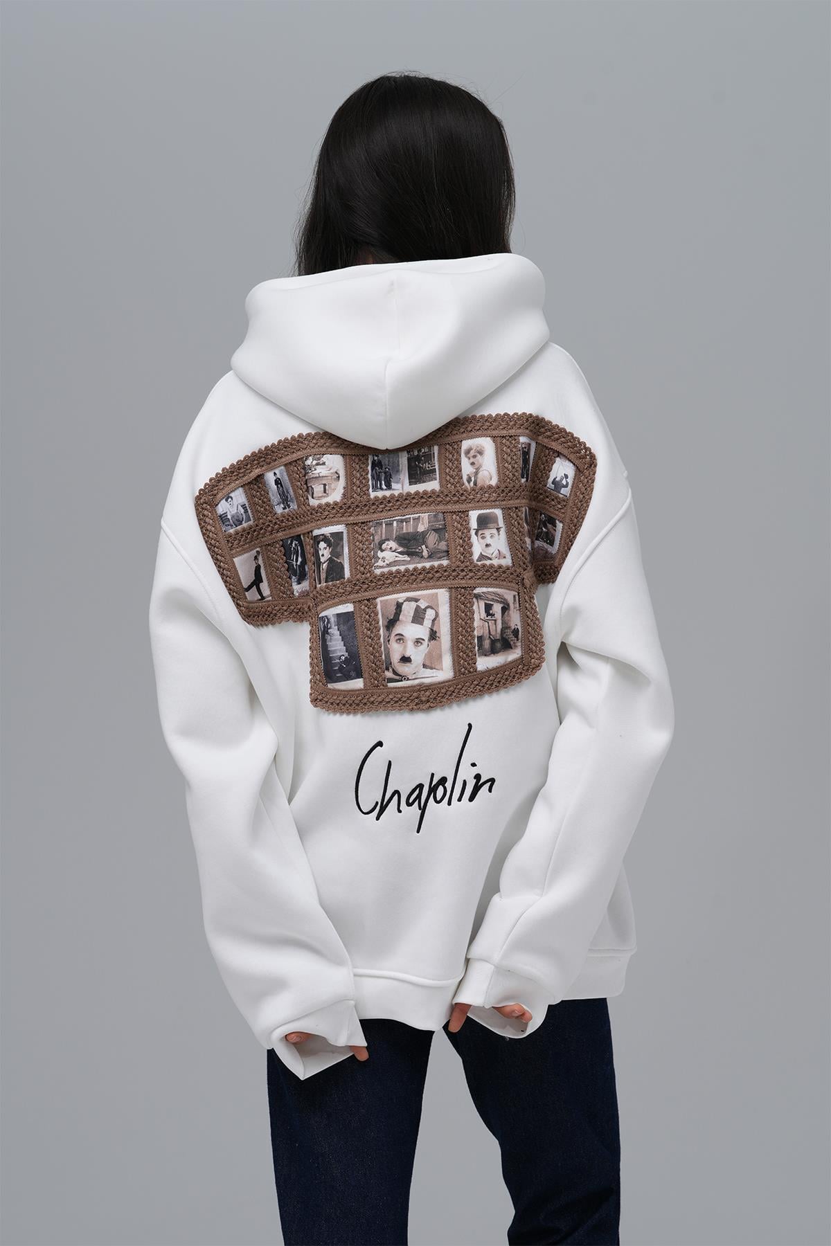 Frames of Laughter Oversize Sweatshirt Kadın Ekru
