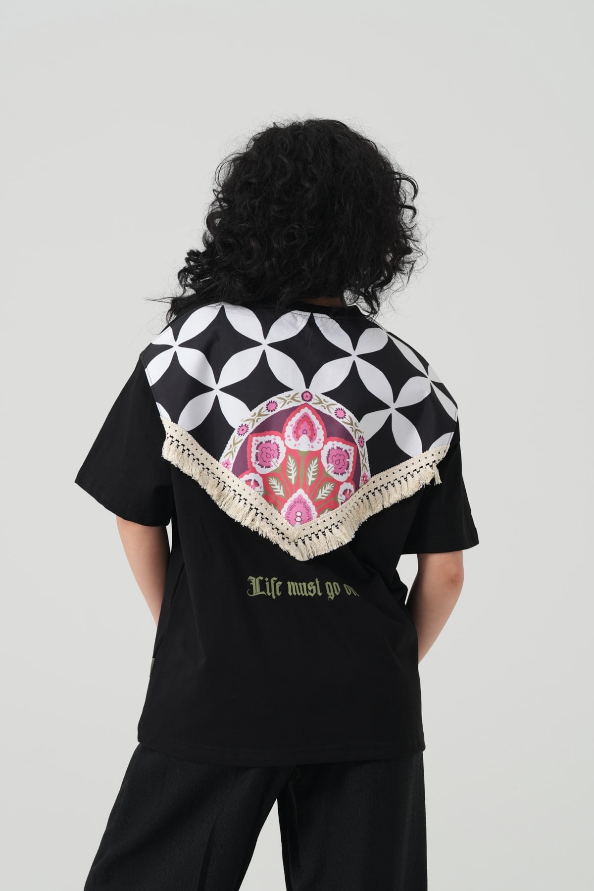 Life Bloom Oversize Kadın Tişört Siyah