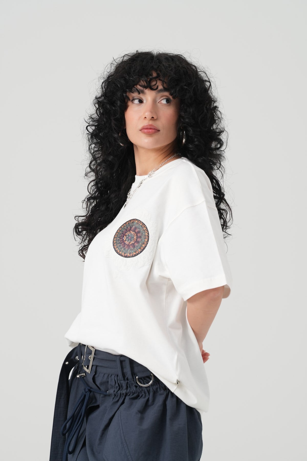Mandala Aura Oversize Kadın Tişört Ekru