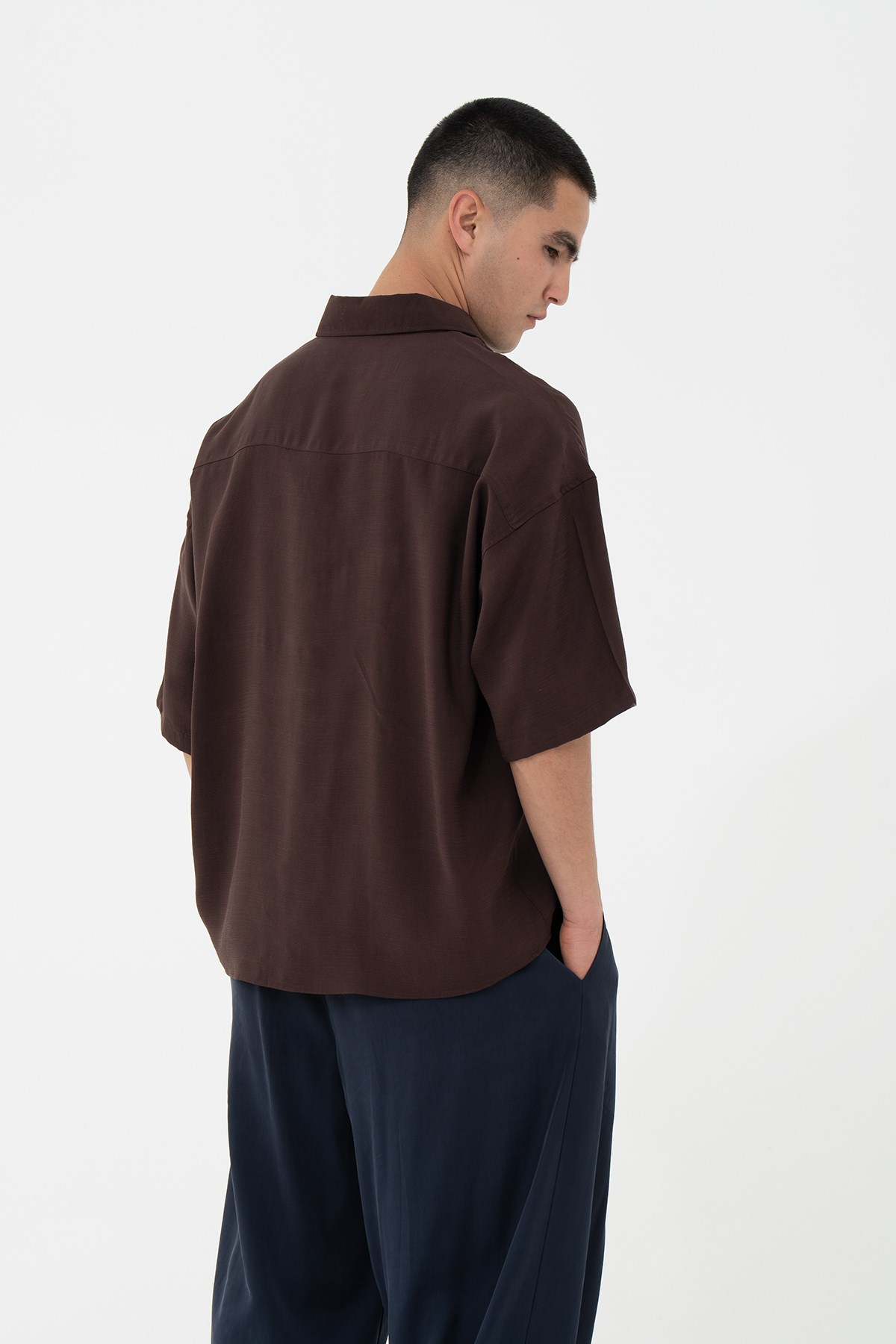 Offset Oversize Erkek Gömlek Kahverengi