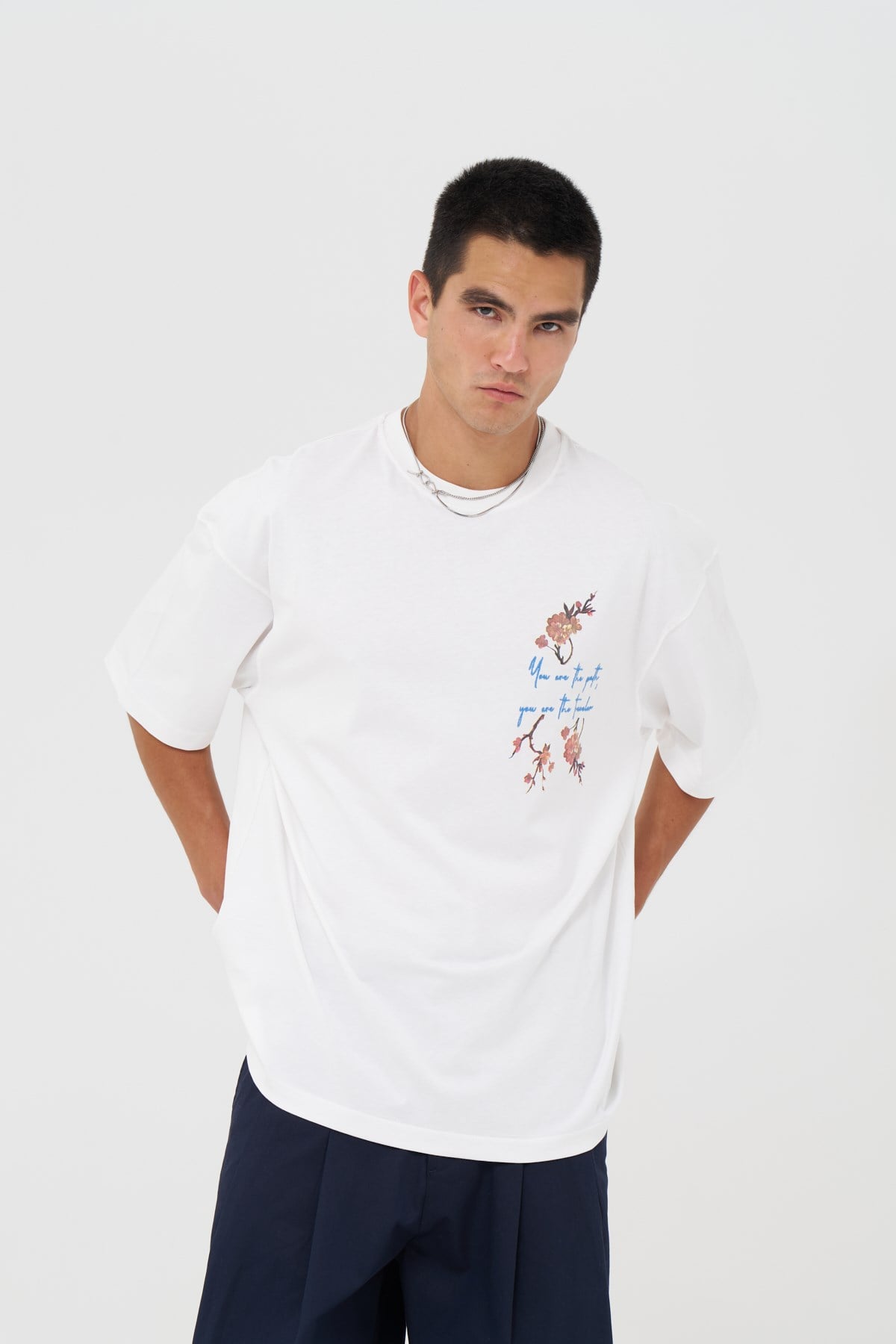 Phoenix Bloom Oversize Erkek Tişört Ekru