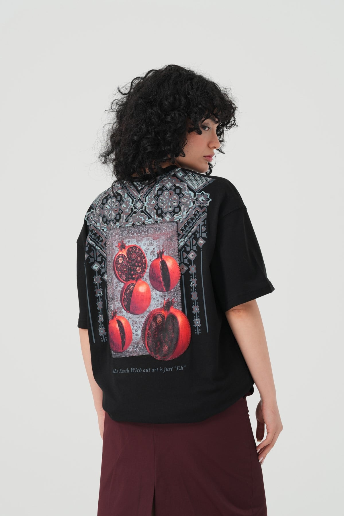 Pomegranate Art Oversize Kadın Tişört Siyah