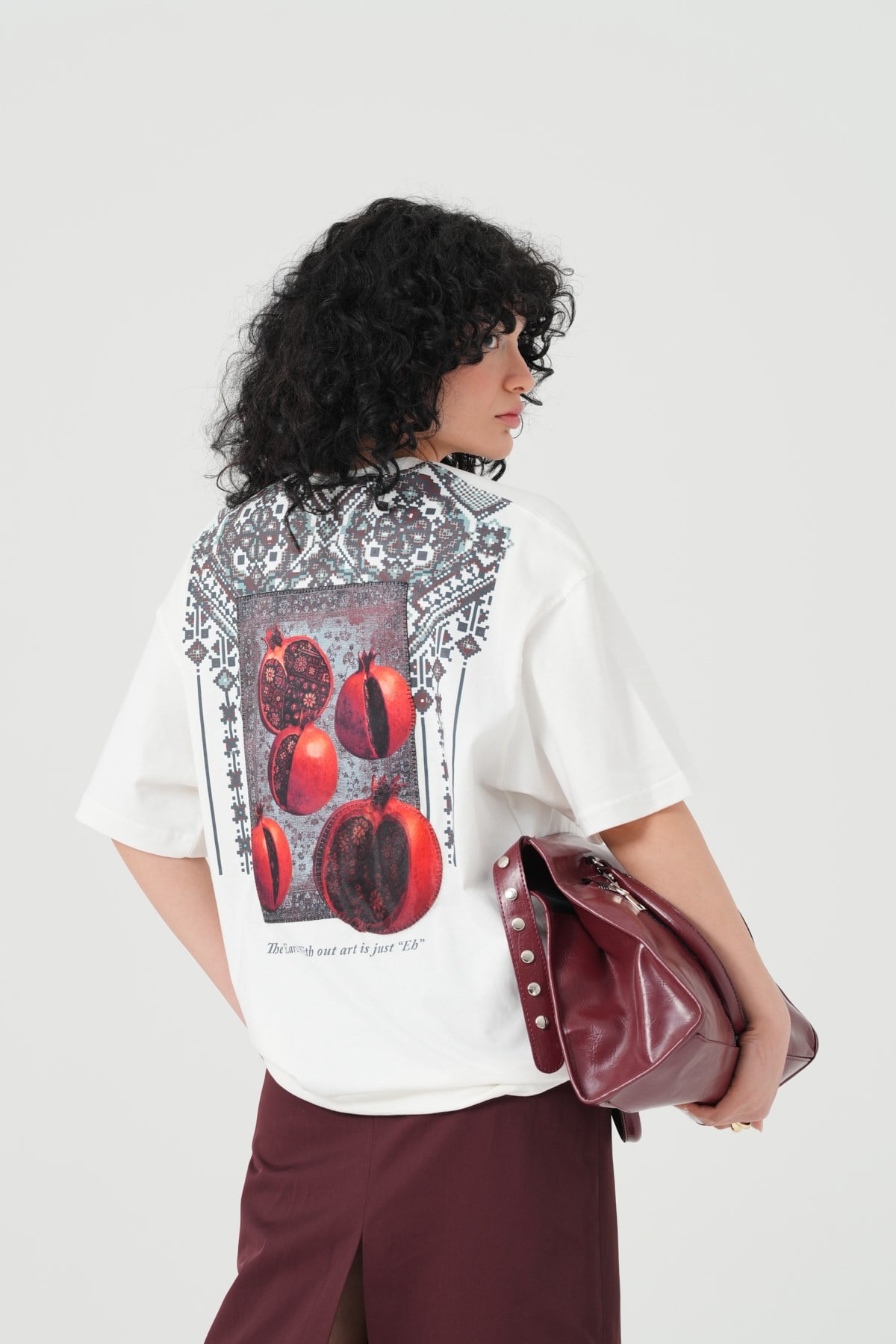 Pomegranate Art Oversize Kadın Tişört Ekru