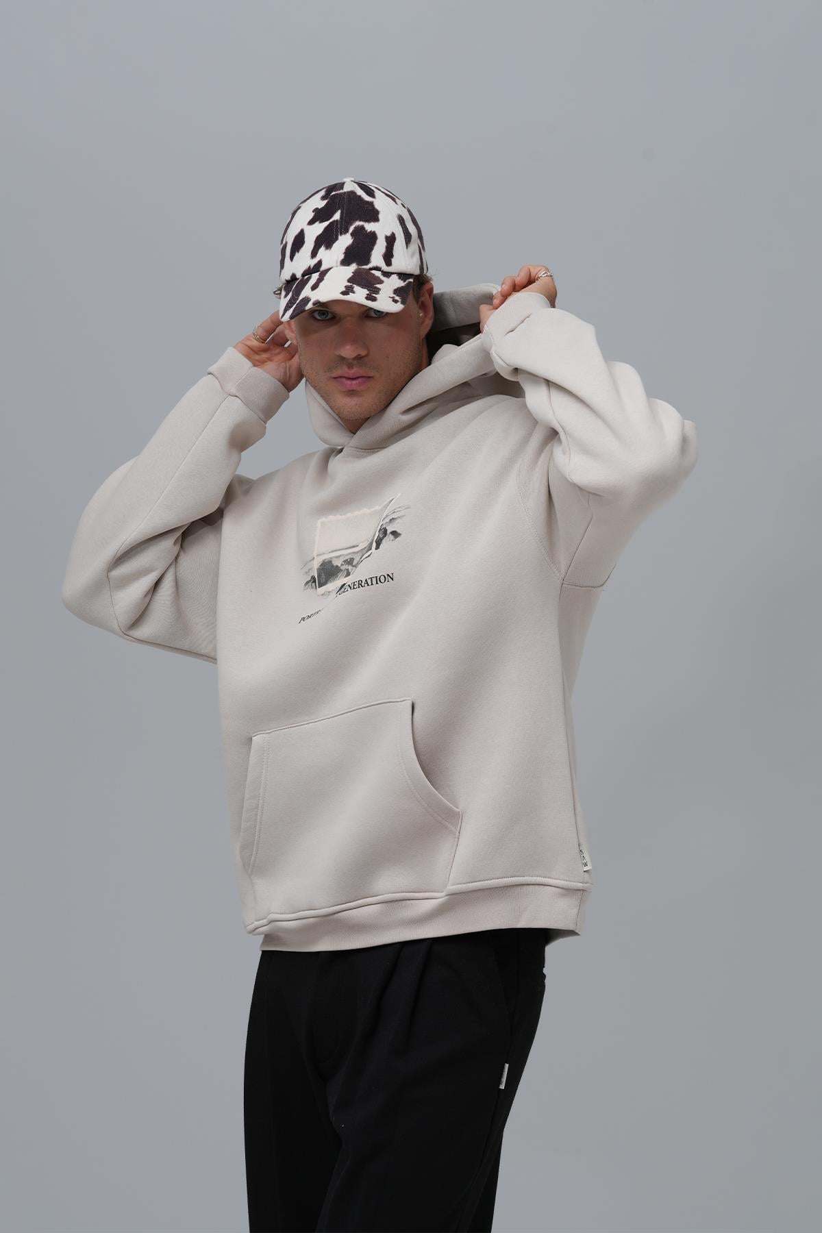 Portrait of a Generation Oversize Sweatshirt Erkek Ekru