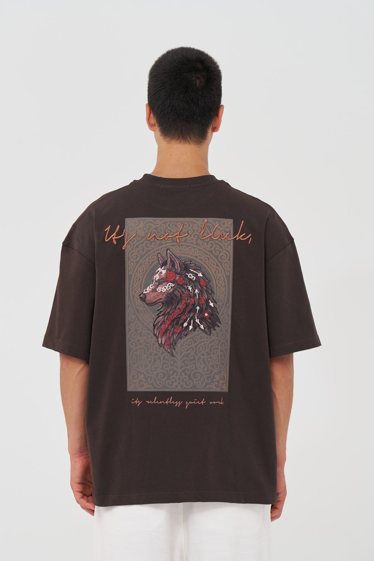Quiet Resolve Oversize Fit Erkek Tişört Kahverengi