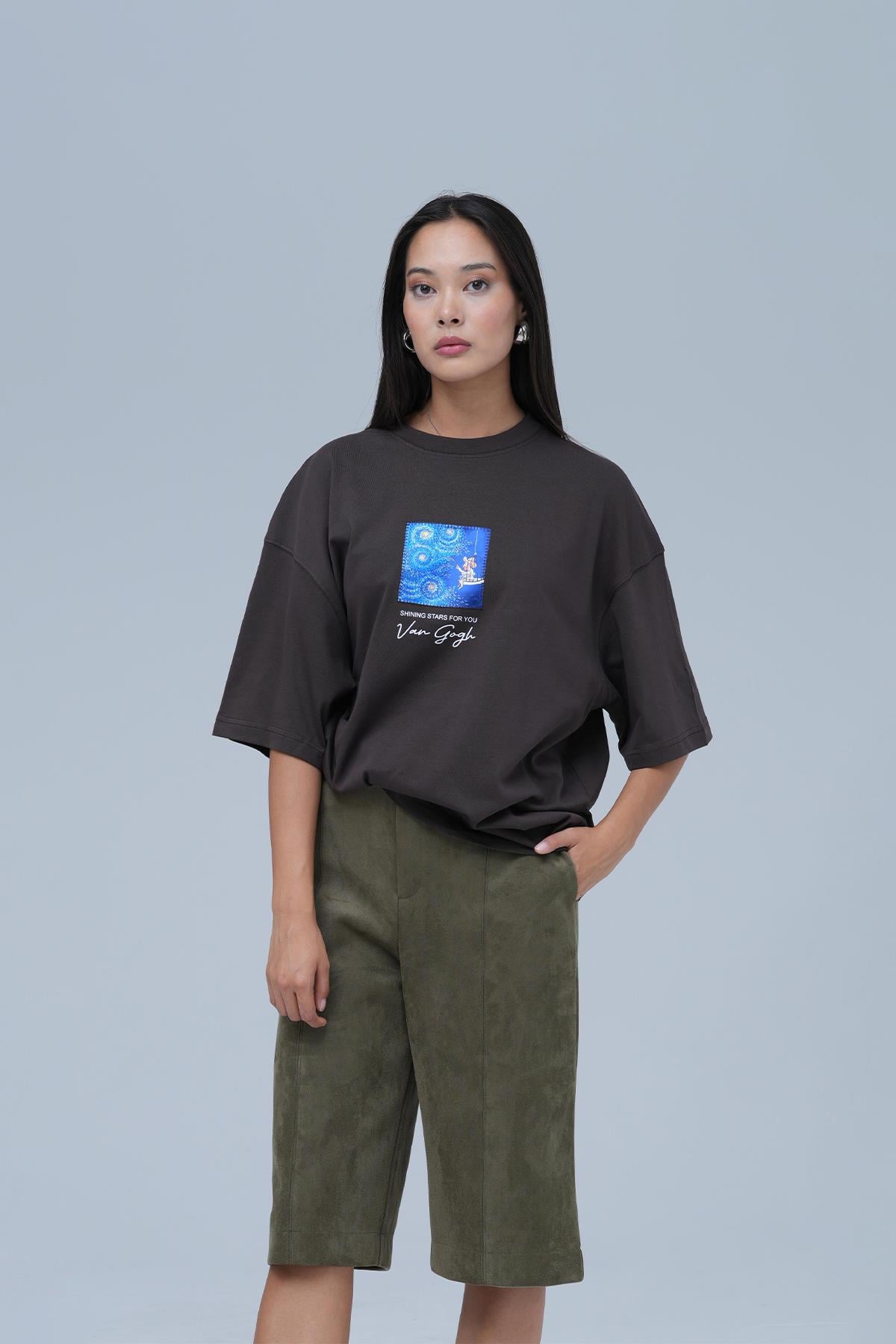 Shining Stars Oversize Tişört Kadın Kahverengi