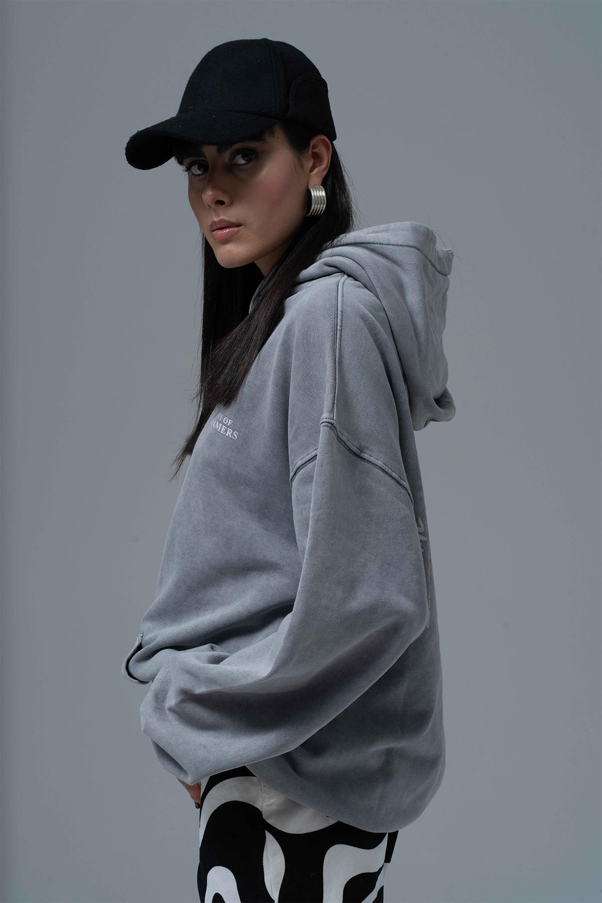 Washed Peace Oversize Sweatshirt Kadın Füme