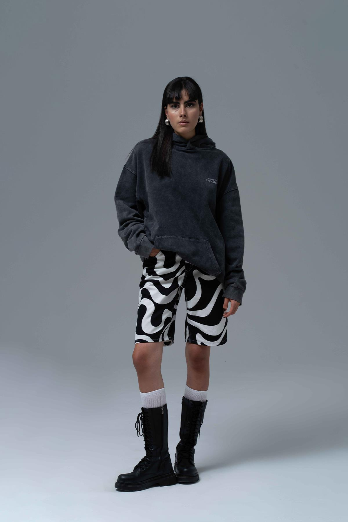 Washed Peace Oversize Sweatshirt Kadın Siyah