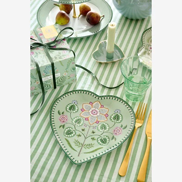 51001560 Lily & Lotus İkili Yeşil Kalpli Tabak Seti 21.5 cm