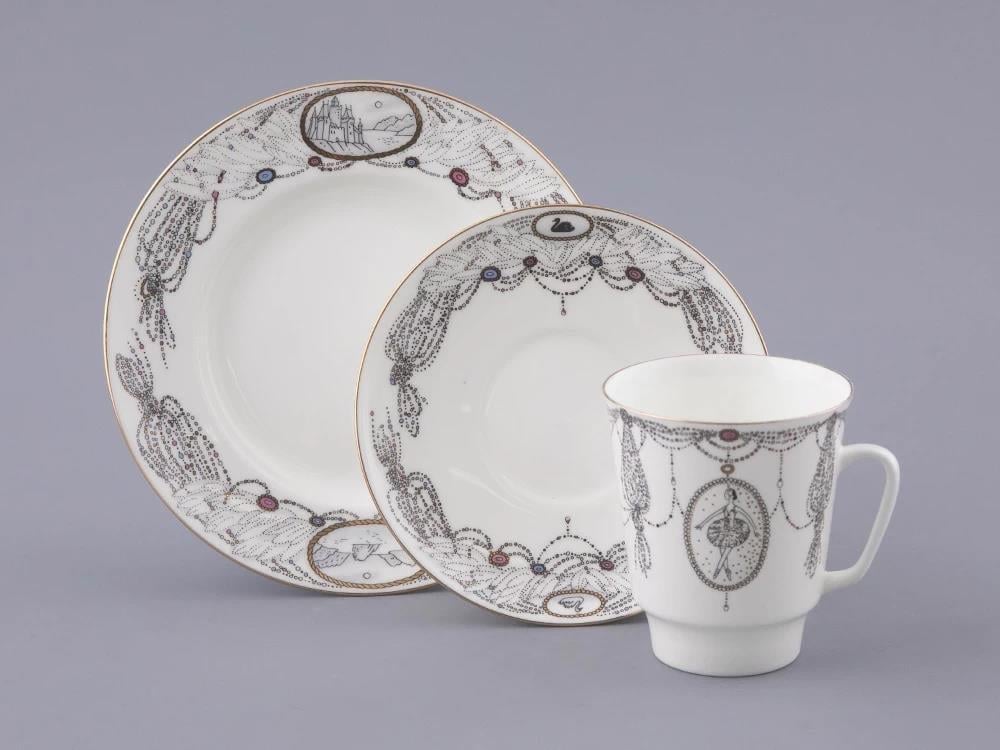 81.17916.00.1 3 parçalı set Mayıs Balesi Kuğu gölü 1/3
