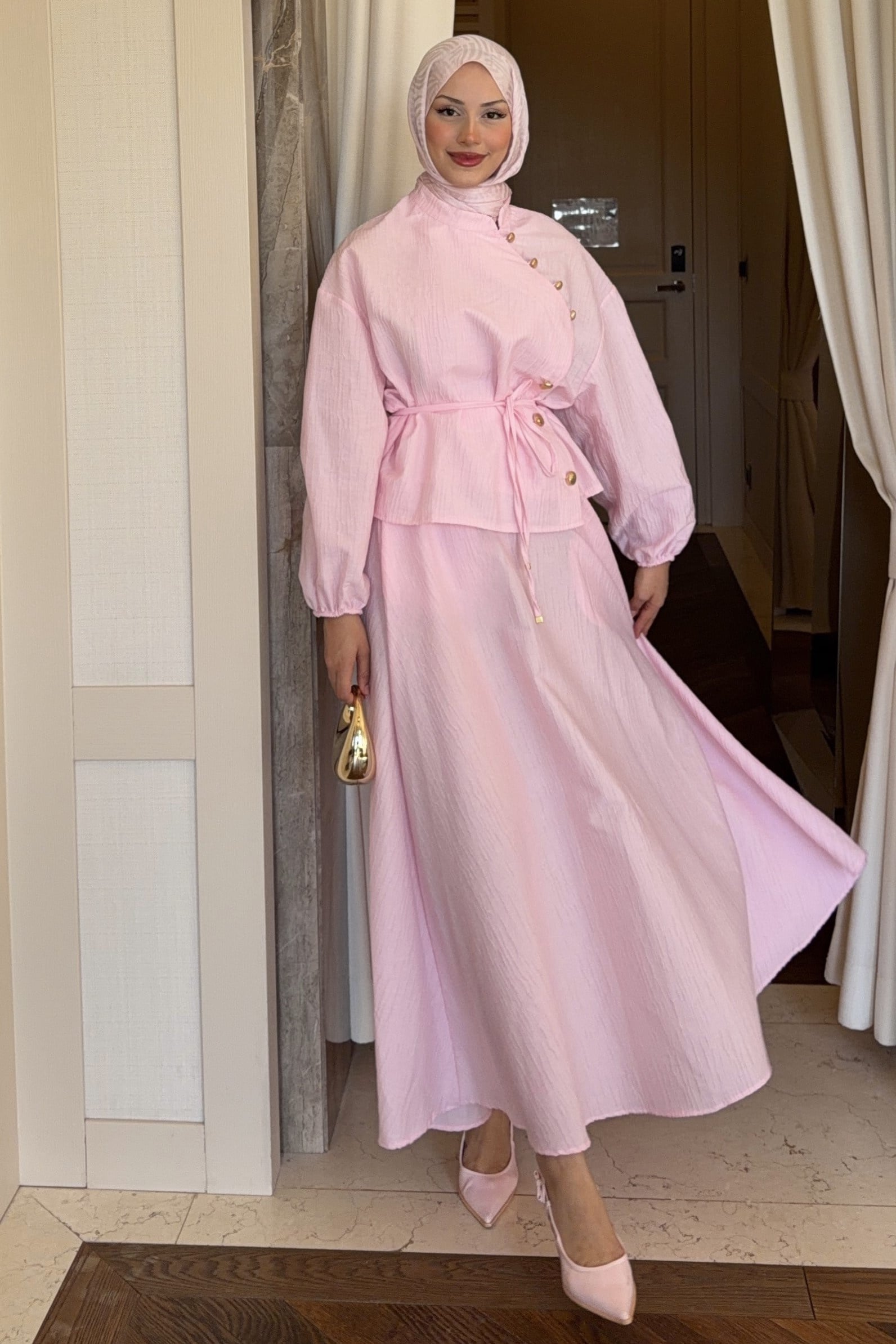 Deniz Kabuğu Düğmeli Etekli Takım Pembe