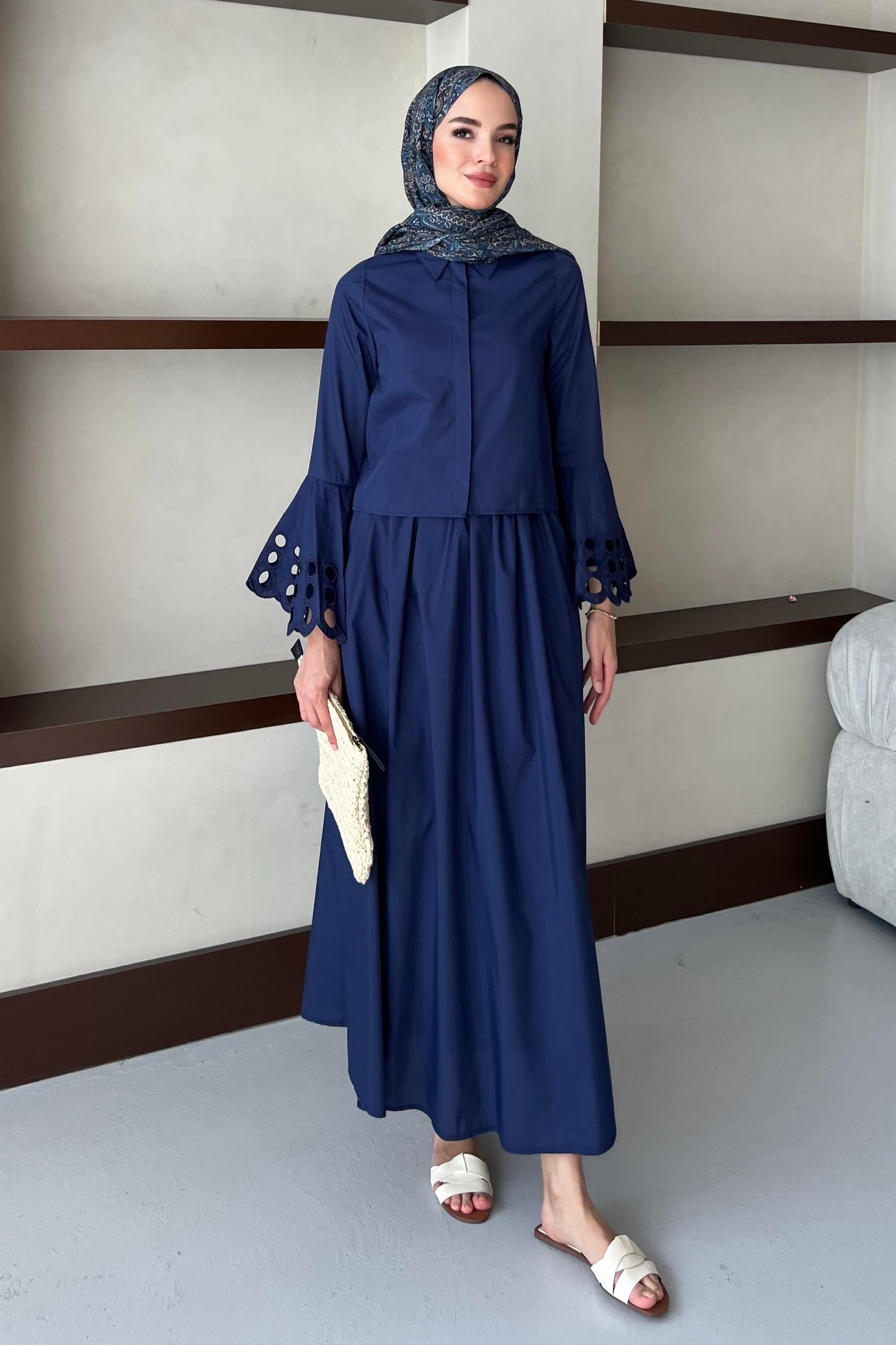 Jasmin Takım Lacivert