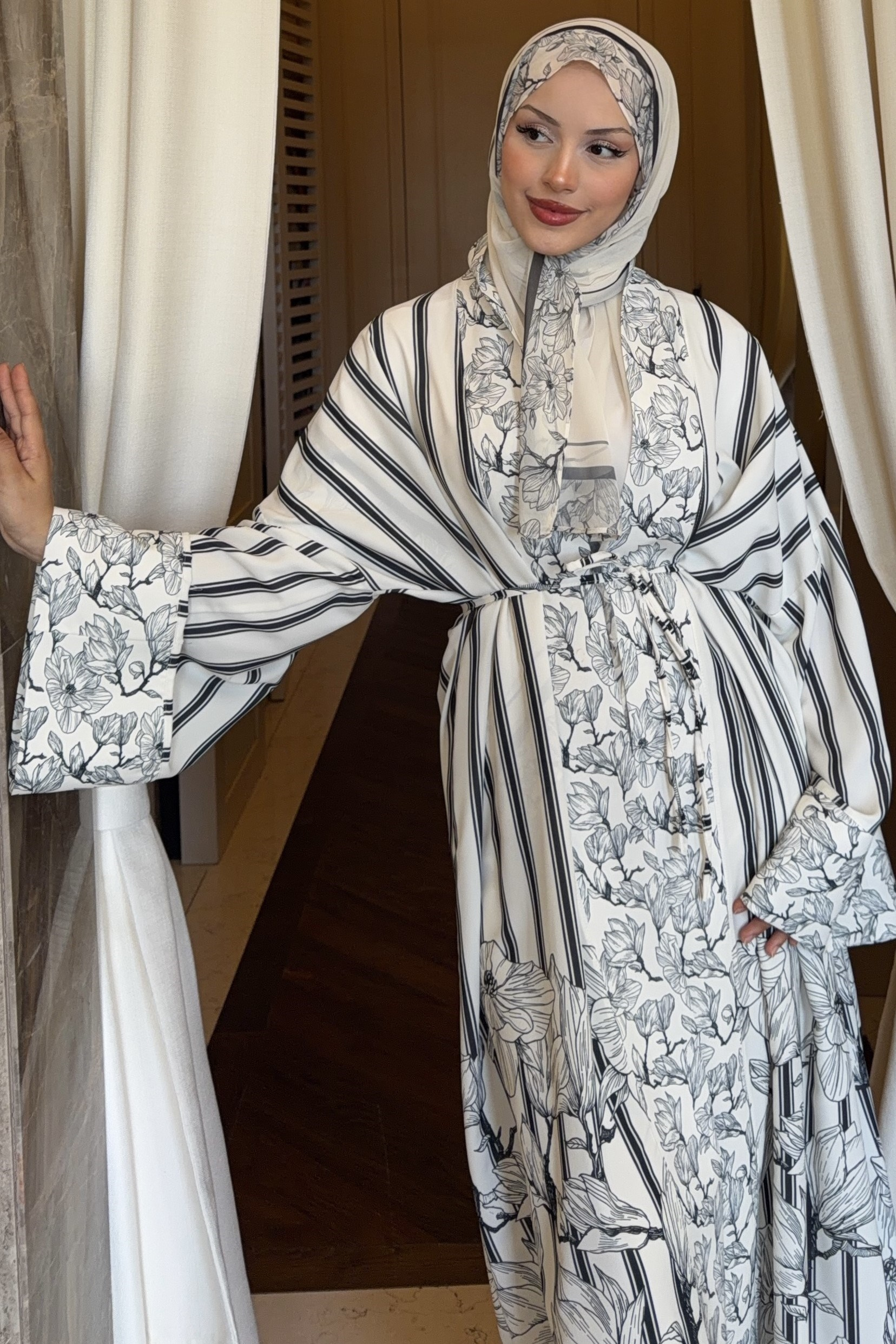 Lady Şallı Çizgili Abaya Takım Siyah