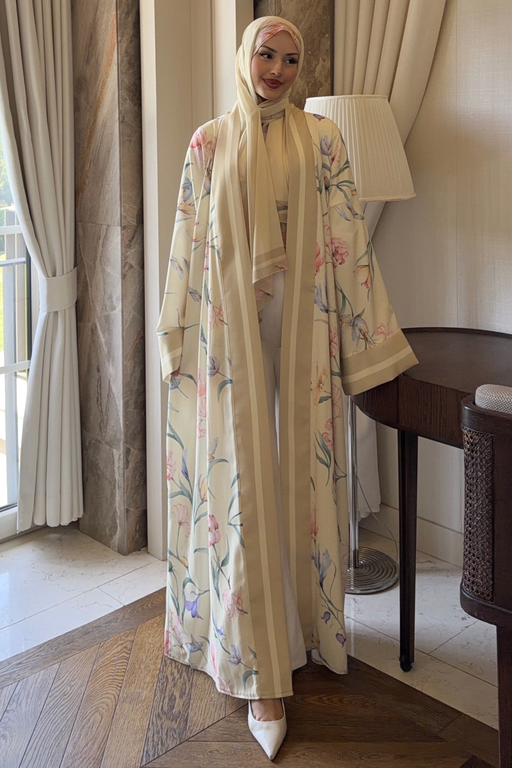 Lara Şallı Abaya Takım Soft Sarı
