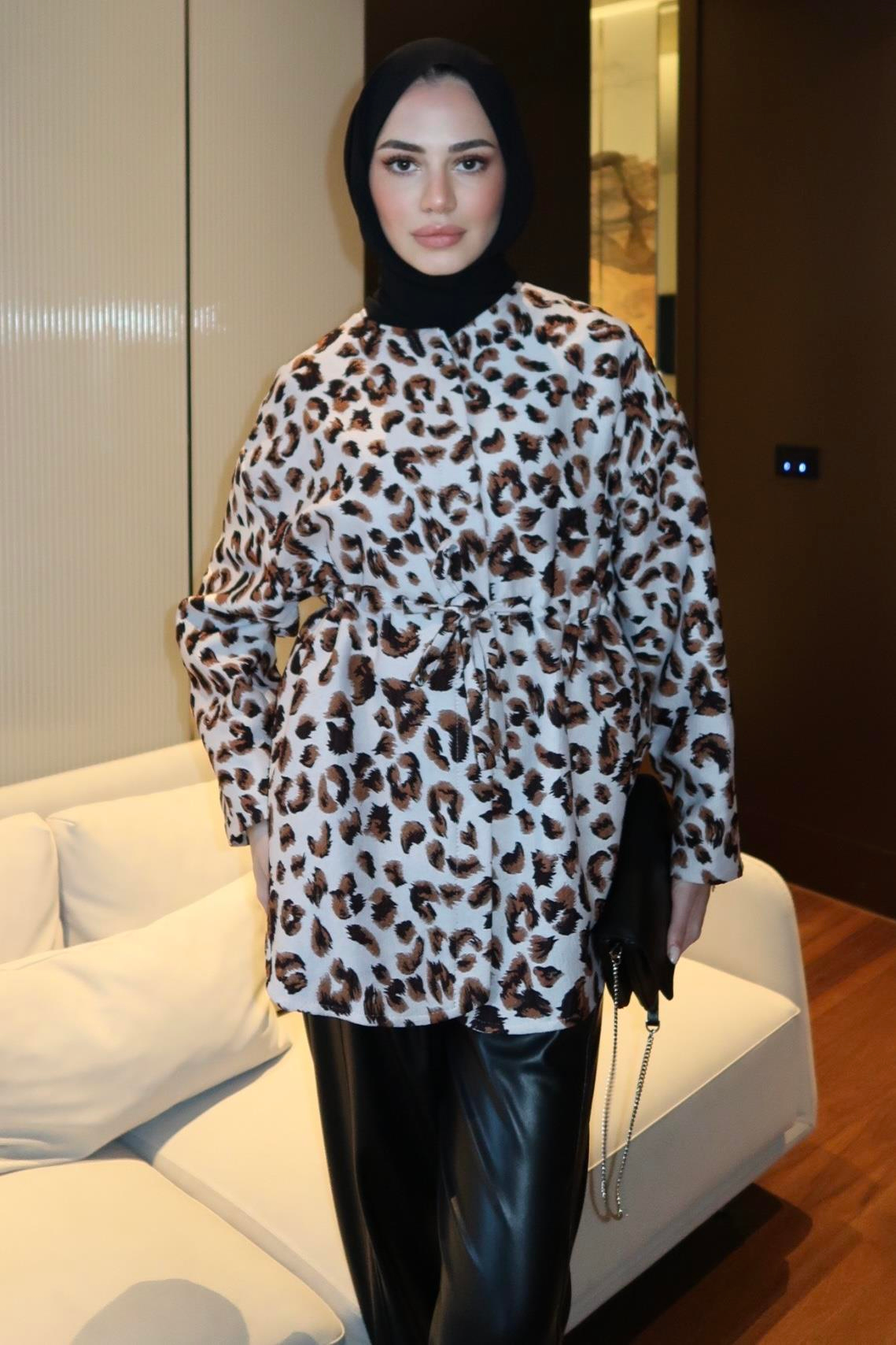 Leopar Desenli Çıtçıtlı Ceket Ekru