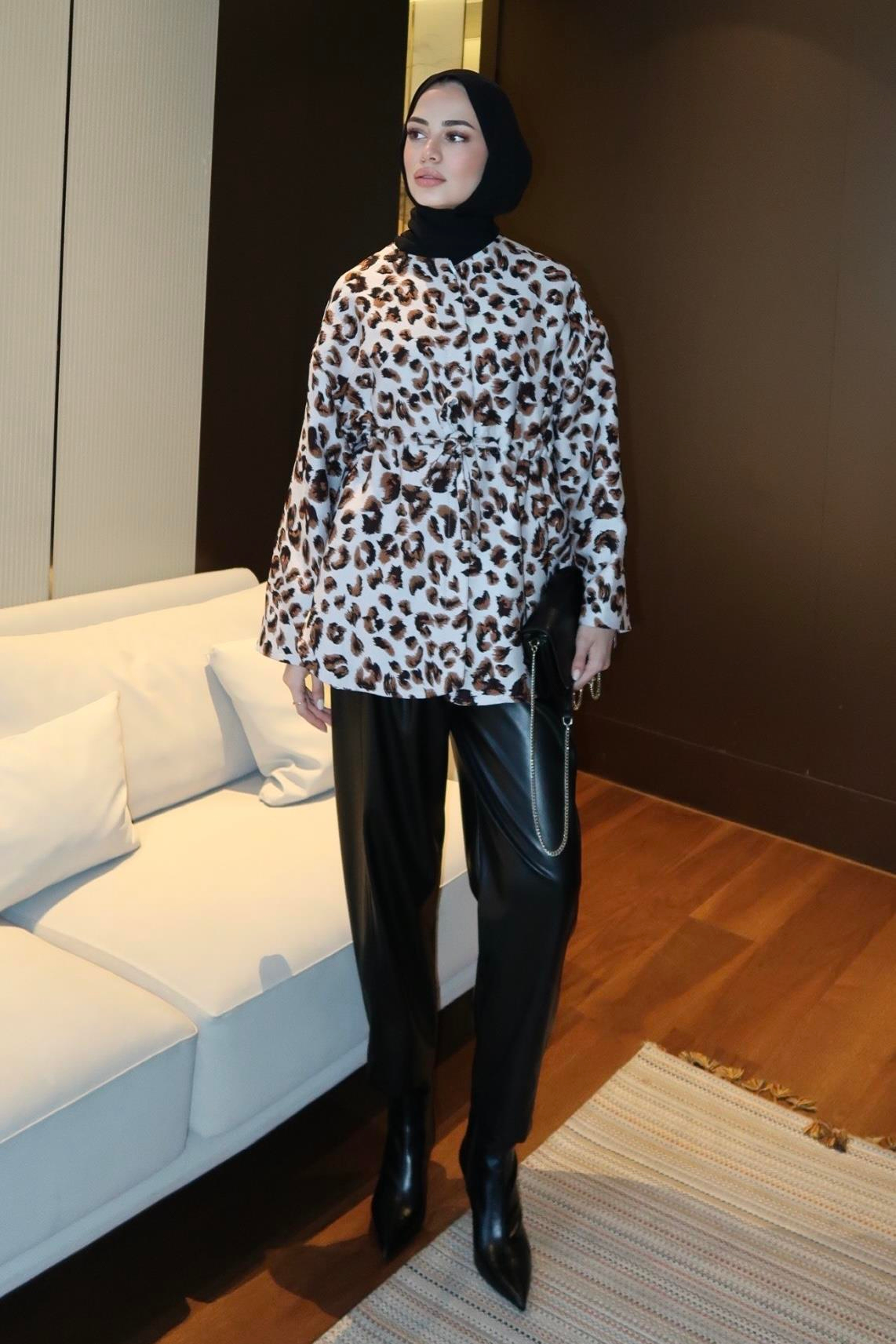 Leopar Desenli Çıtçıtlı Ceket Ekru