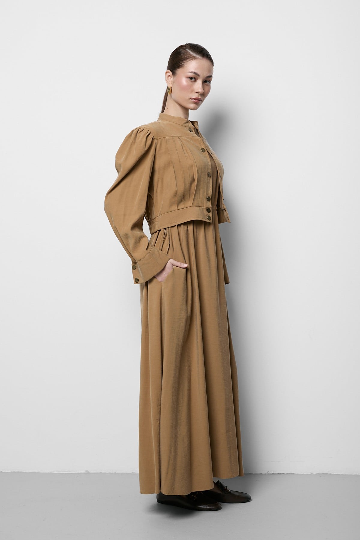 Pile Detaylı Ceketli Elbise Camel