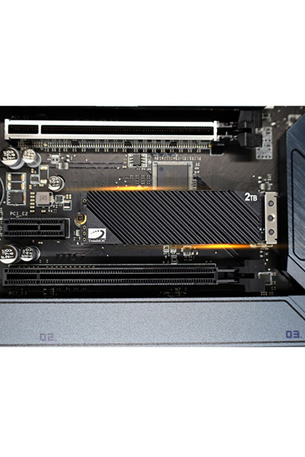 TwinMOS 2TB M.2 PCIe Gen4 NVMe SSD 7500MB Okuma 6800MB Yazma Yüksek Hızlı Dayanıklı Depolama