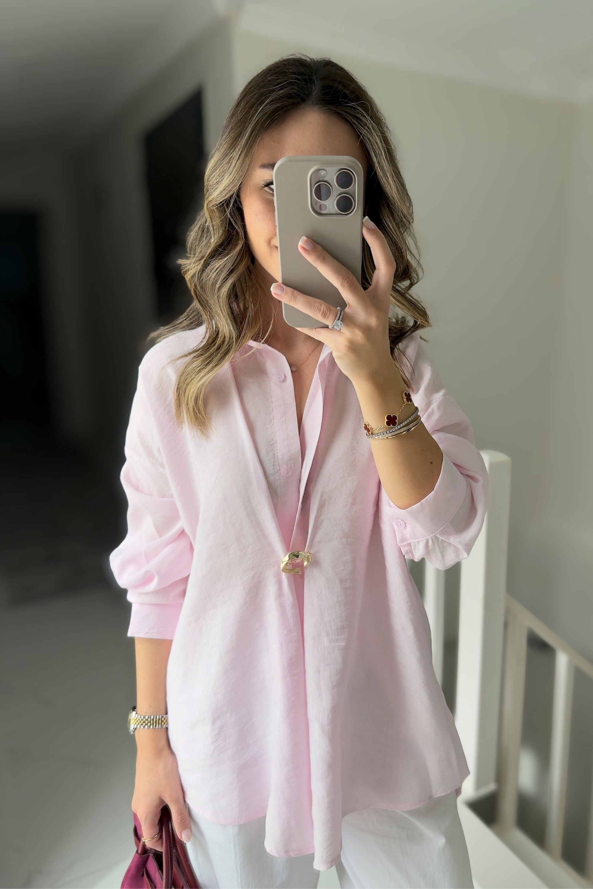 BROŞ DETAYLI GÖMLEK - PEMBE