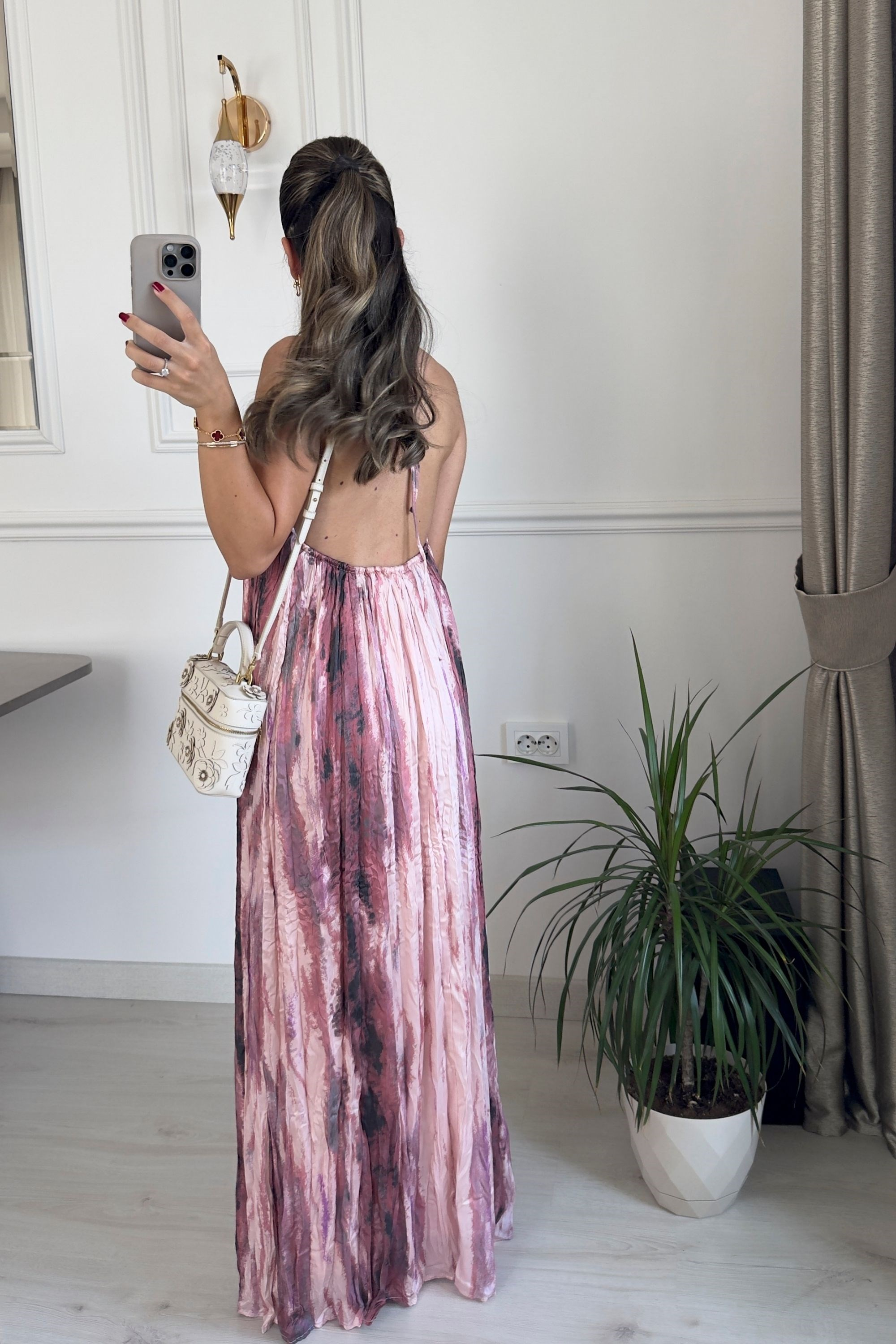 HALTER YAKA DESENLİ ELBİSE - PEMBE