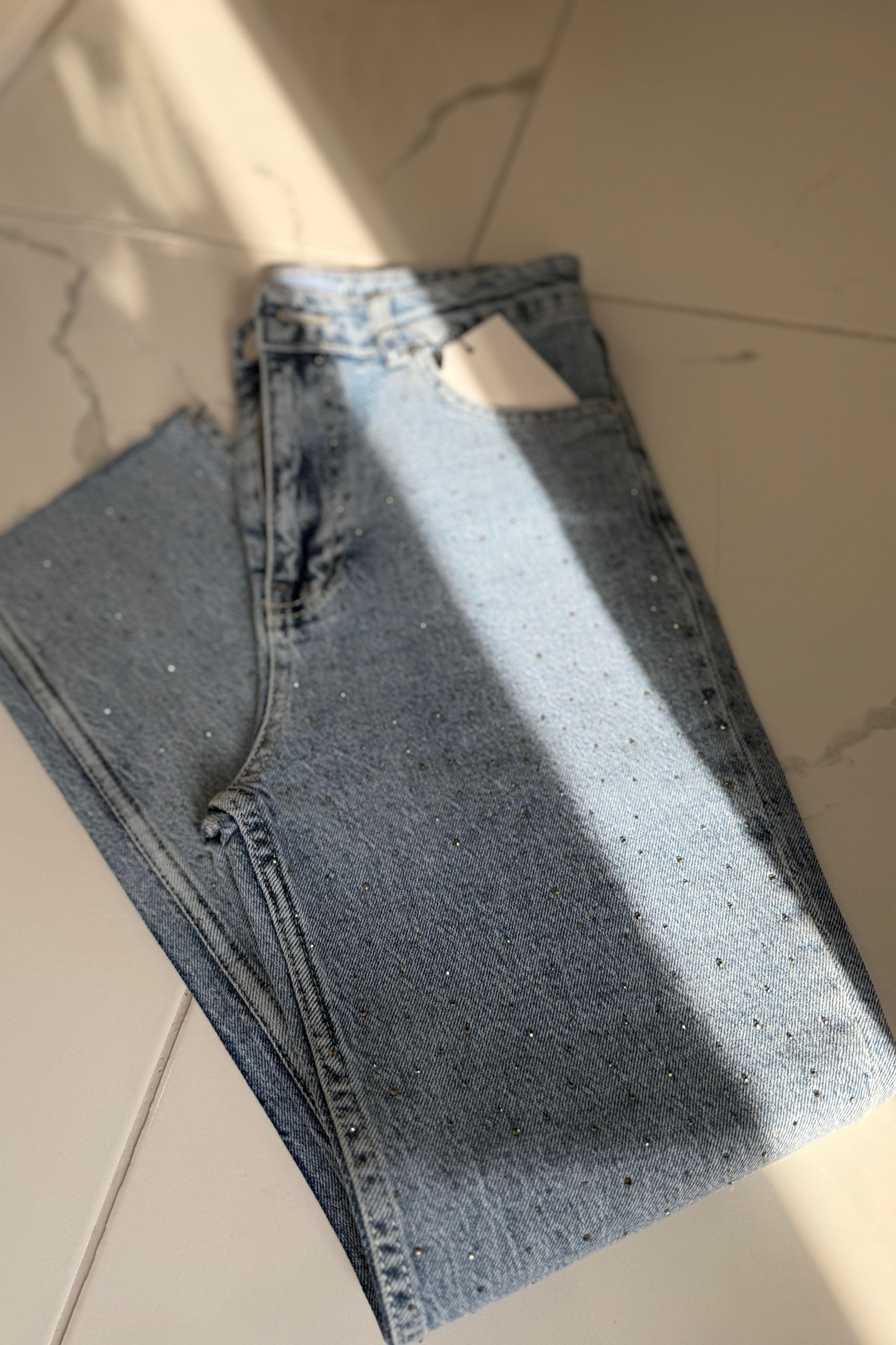 TAŞLI KESİK PAÇA JEAN - MAVİ