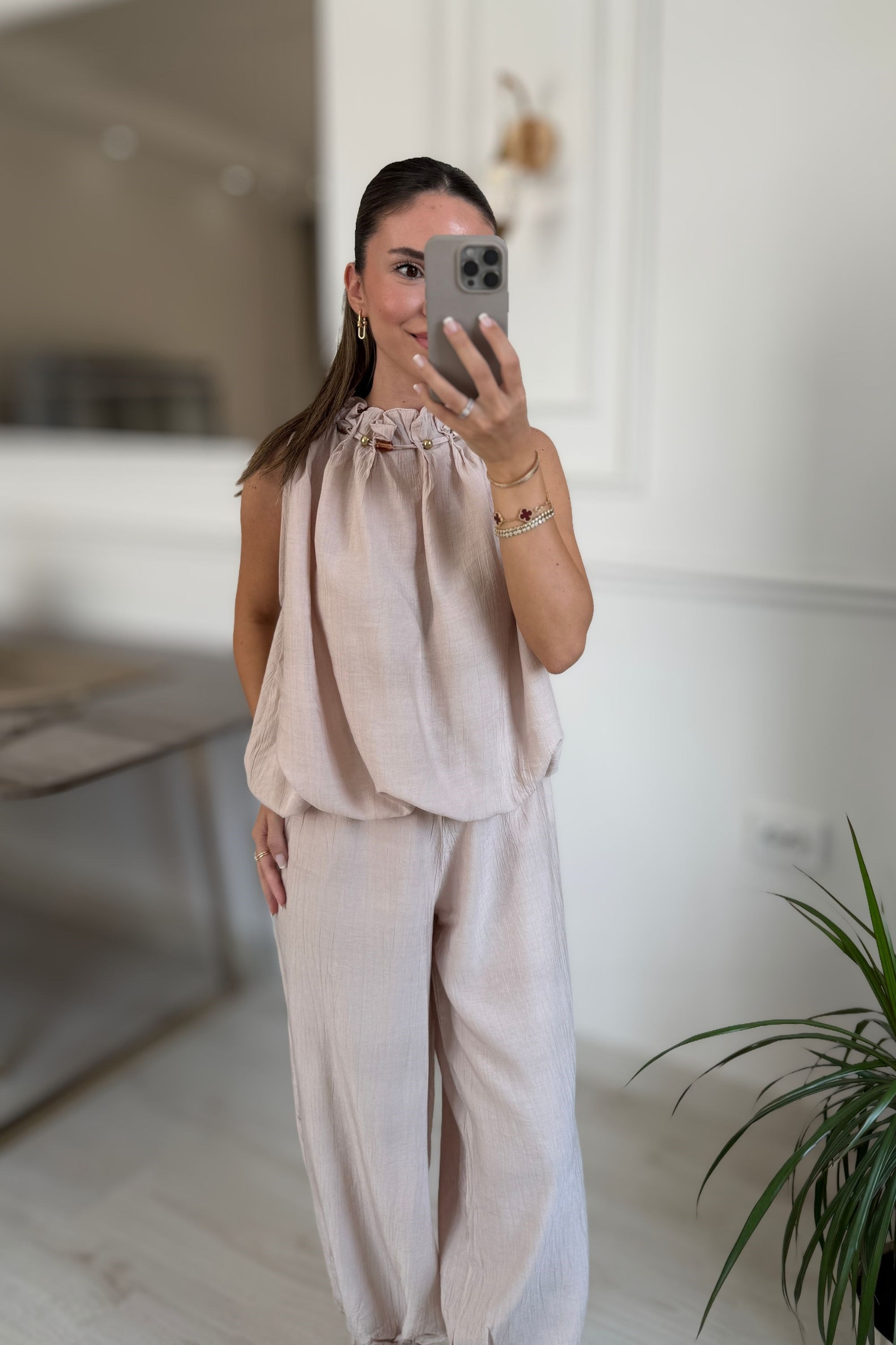 YAKA BONCUKLU BLUZ PANTOLON TAKIM - BEJ