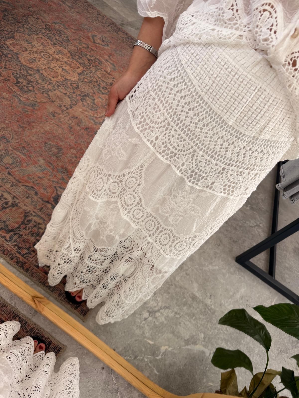 İTHAL SERİ DANTEL DETAYLI ETEK