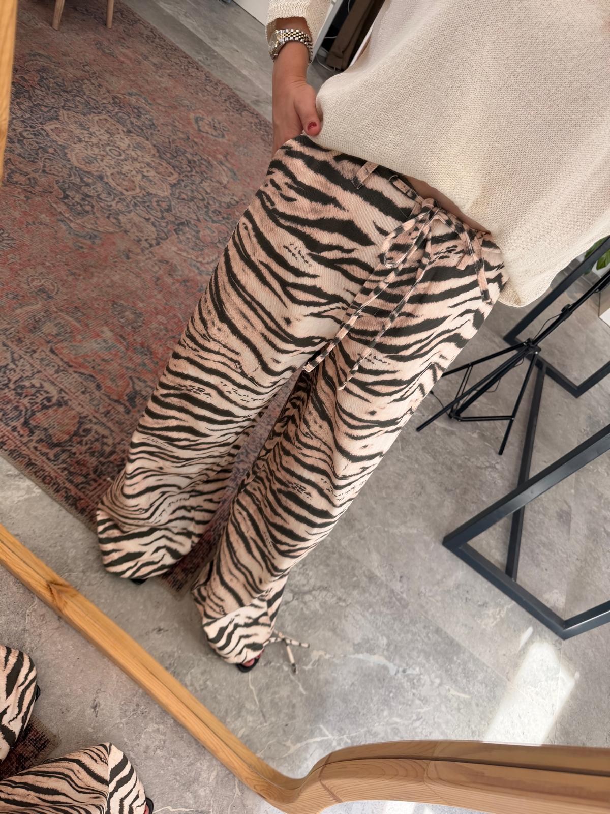 ZEBRA DESEN GABARDİN PANTOLON