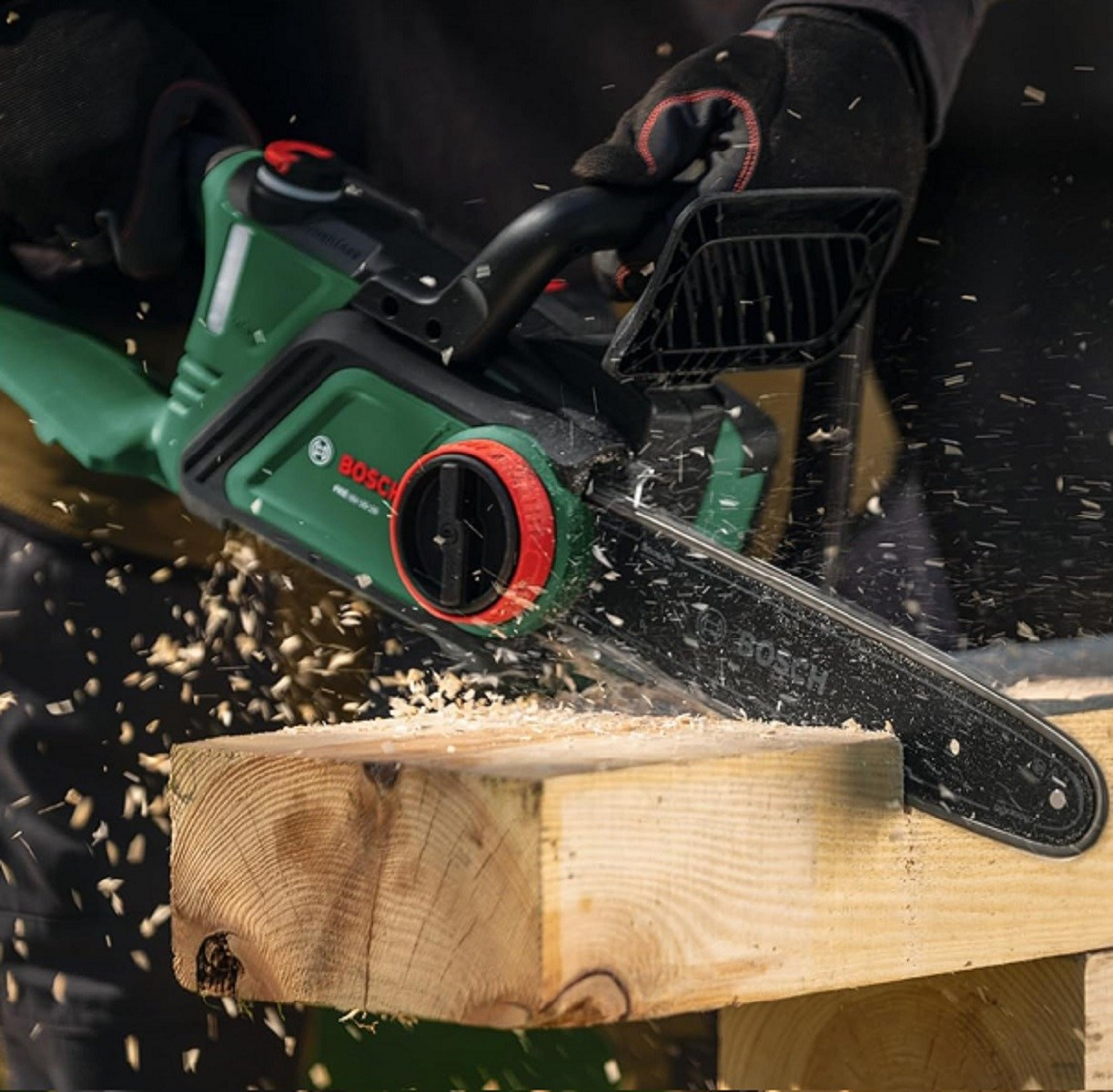 Bosch PKE 18V-30-28 Akülü Zincirli Ağaç Kesme Makinesi