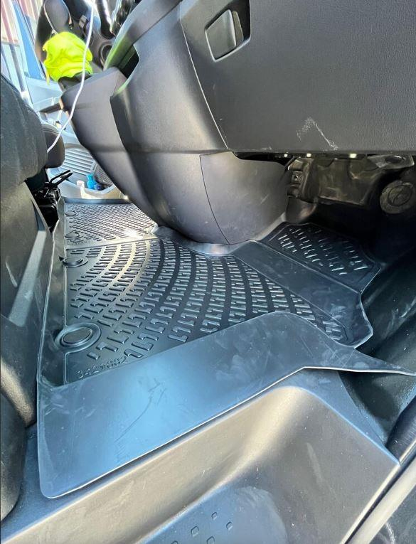 Renault Trafic 2014 Sonrası Uyumlu 4.5D Havuzlu Paspas